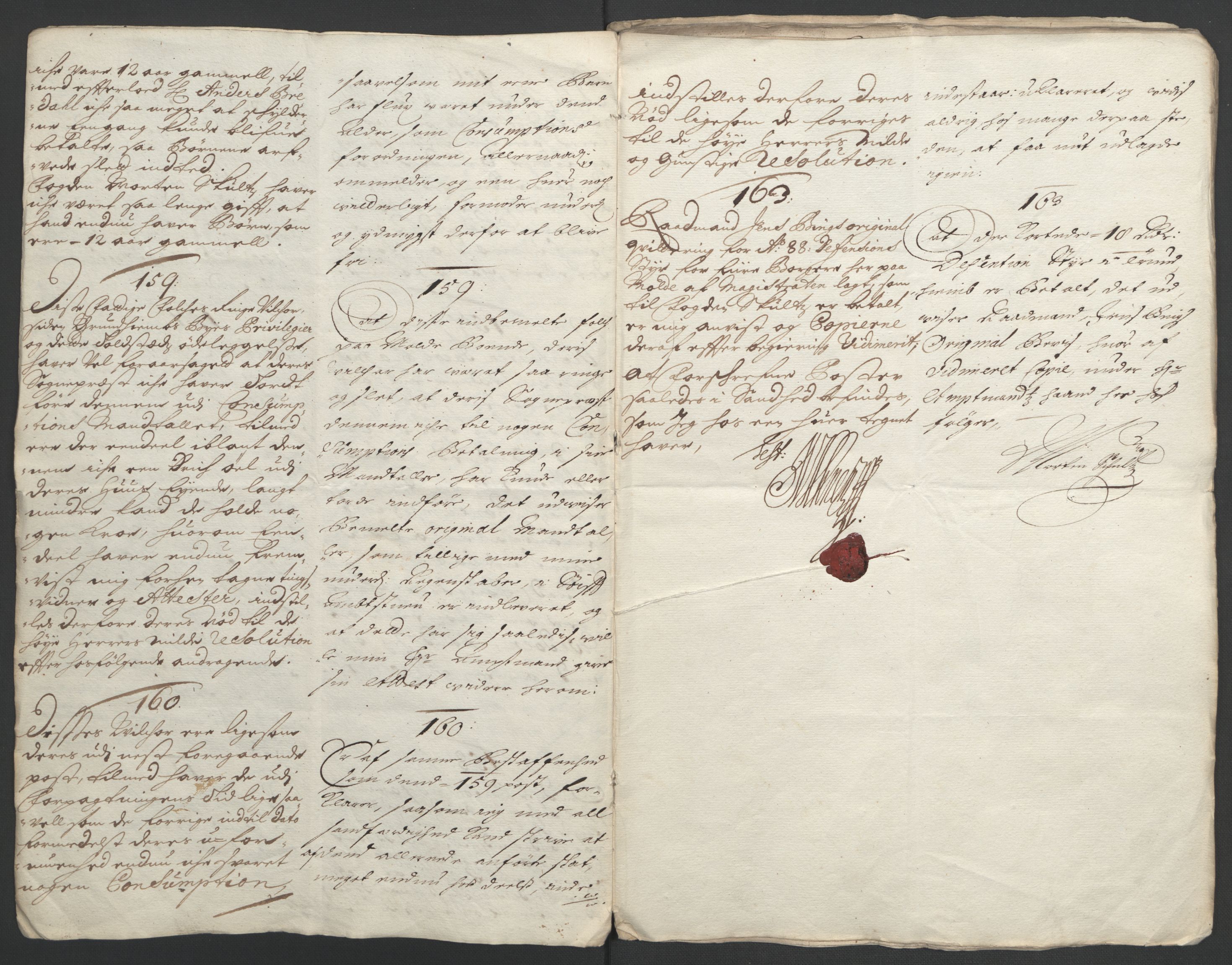 Rentekammeret inntil 1814, Reviderte regnskaper, Fogderegnskap, AV/RA-EA-4092/R55/L3650: Fogderegnskap Romsdal, 1692, p. 225