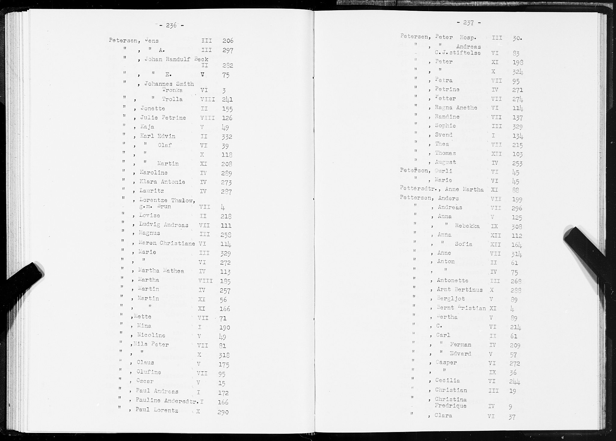 SAT, 1875 census for 1601 Trondheim, 1875, p. 236-237