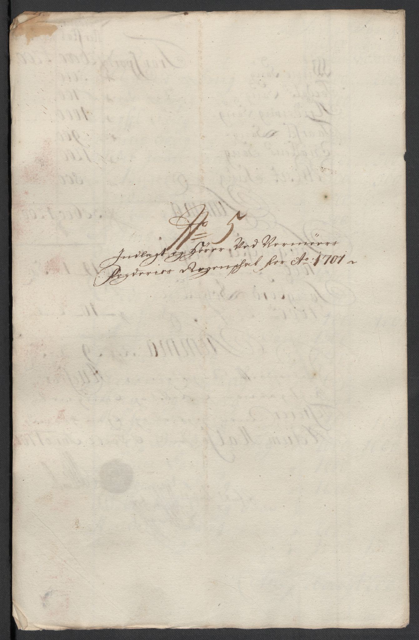 Rentekammeret inntil 1814, Reviderte regnskaper, Fogderegnskap, RA/EA-4092/R56/L3739: Fogderegnskap Nordmøre, 1700-1702, p. 227