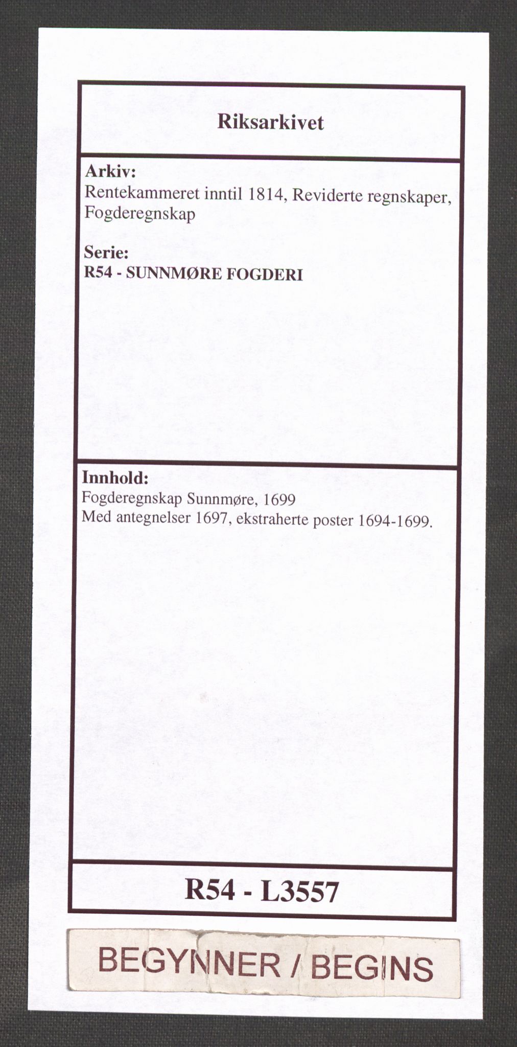 Rentekammeret inntil 1814, Reviderte regnskaper, Fogderegnskap, RA/EA-4092/R54/L3557: Fogderegnskap Sunnmøre, 1699, p. 1