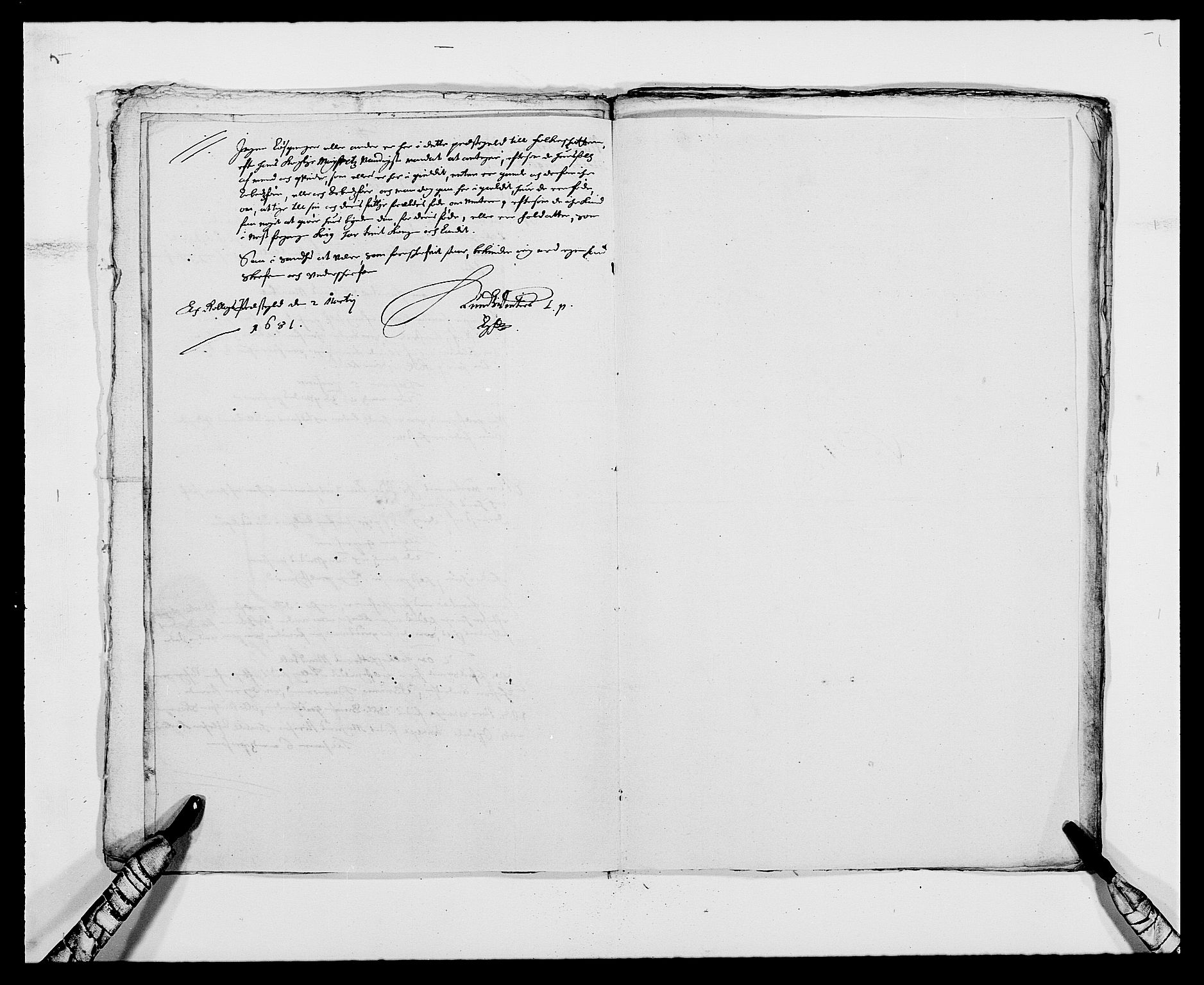 Rentekammeret inntil 1814, Reviderte regnskaper, Fogderegnskap, RA/EA-4092/R24/L1569: Fogderegnskap Numedal og Sandsvær, 1679-1686, p. 384