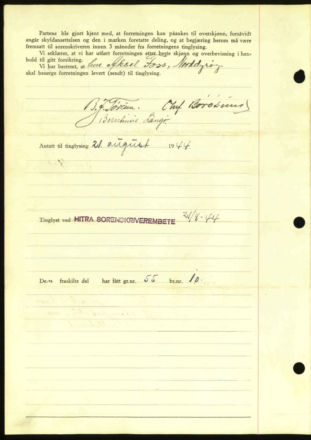 Hitra sorenskriveri, AV/SAT-A-0018/2/2C/2Ca: Mortgage book no. A2, 1943-1945, Diary no: : 558/1944