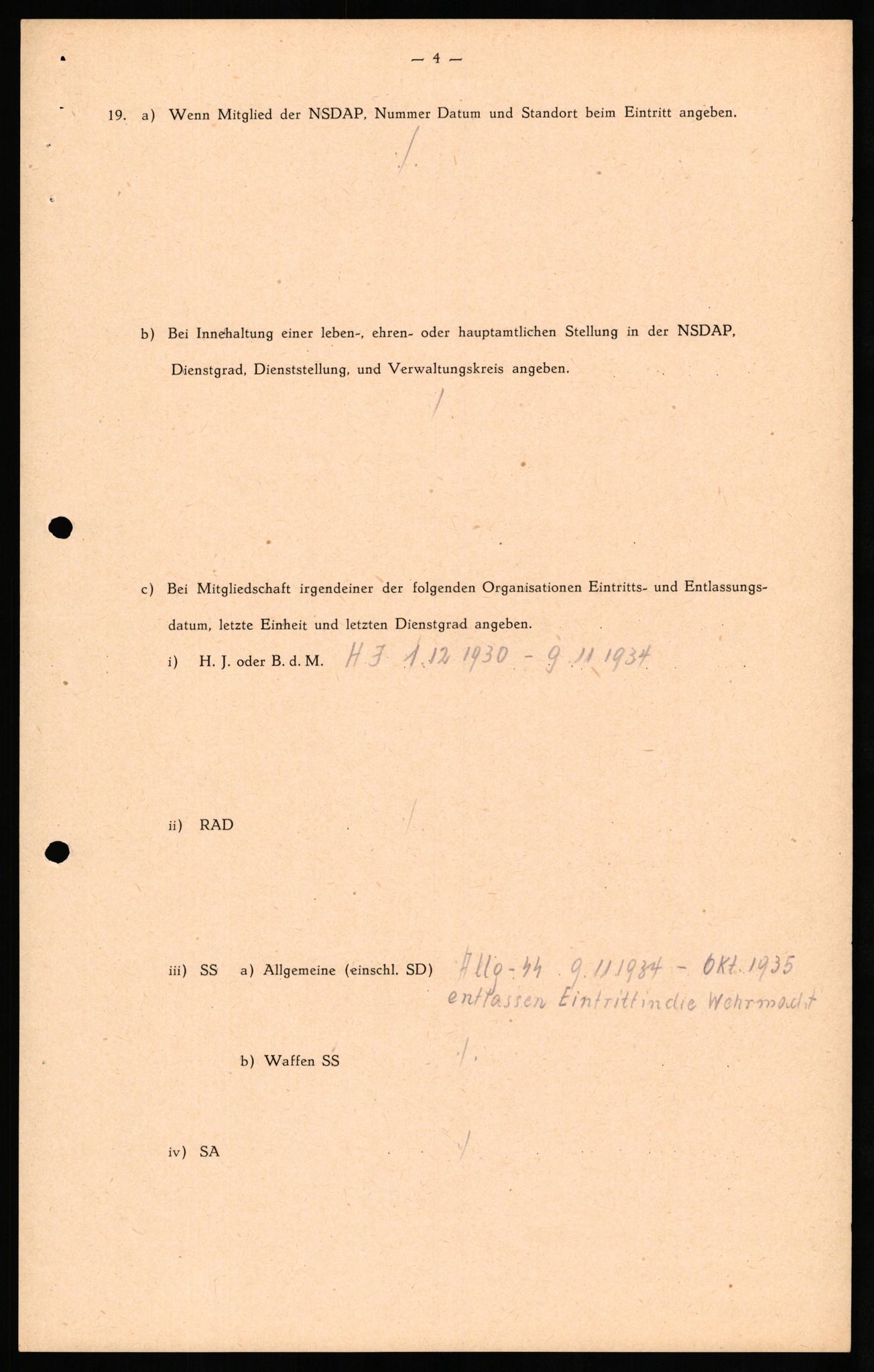 Forsvaret, Forsvarets overkommando II, RA/RAFA-3915/D/Db/L0029: CI Questionaires. Tyske okkupasjonsstyrker i Norge. Tyskere., 1945-1946, p. 47