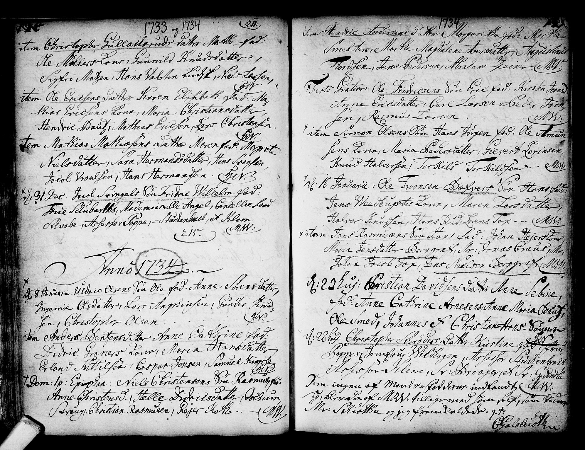 Kongsberg kirkebøker, SAKO/A-22/F/Fa/L0002: Parish register (official) no. I 2, 1721-1743, p. 134-135