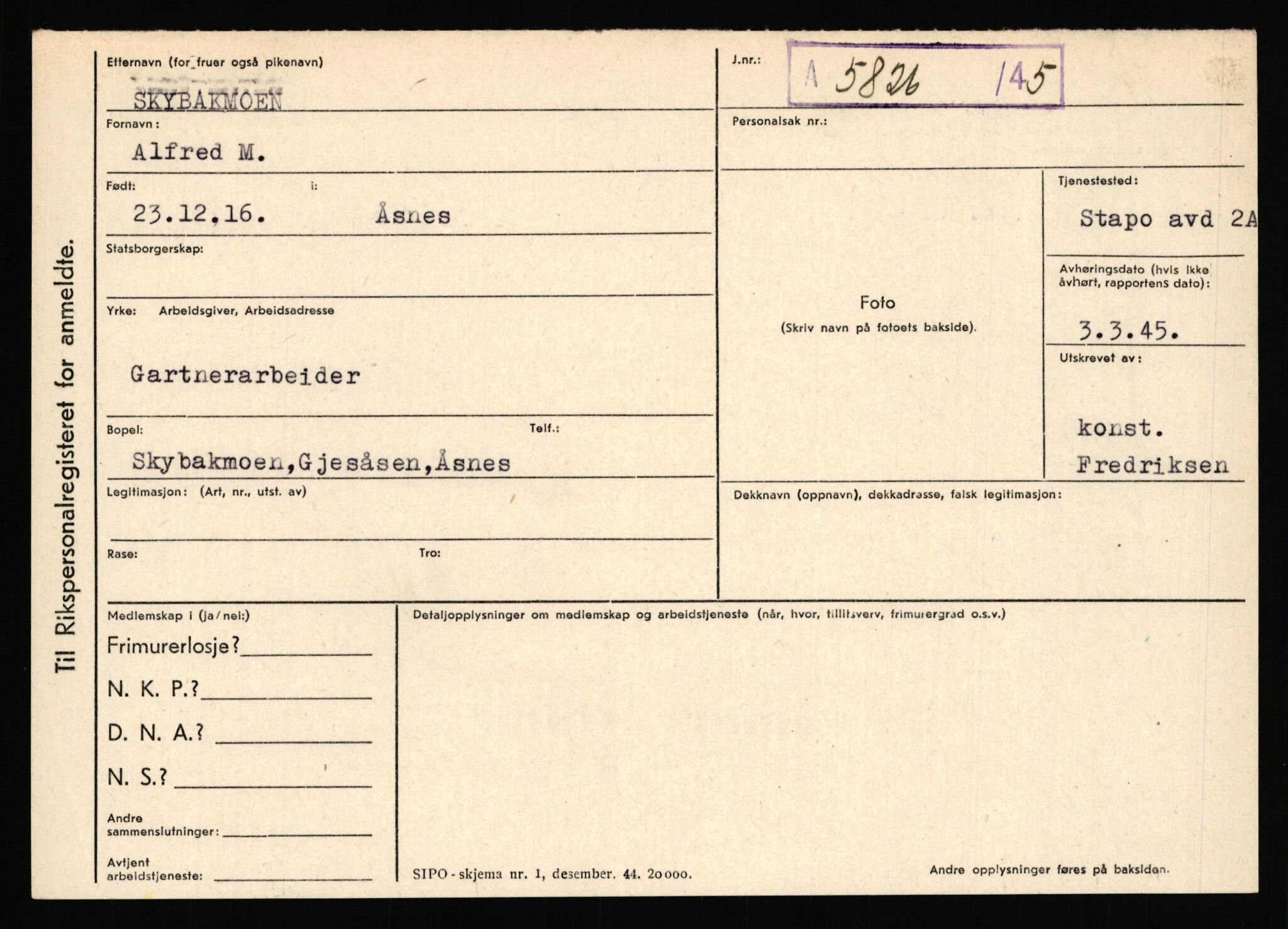 Statspolitiet - Hovedkontoret / Osloavdelingen, AV/RA-S-1329/C/Ca/L0014: Seterlien - Svartås, 1943-1945, p. 1580