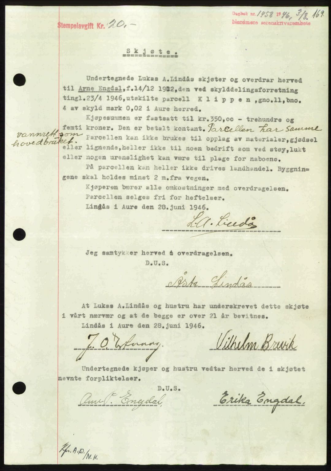 Nordmøre sorenskriveri, AV/SAT-A-4132/1/2/2Ca: Mortgage book no. A102, 1946-1946, Diary no: : 1458/1946