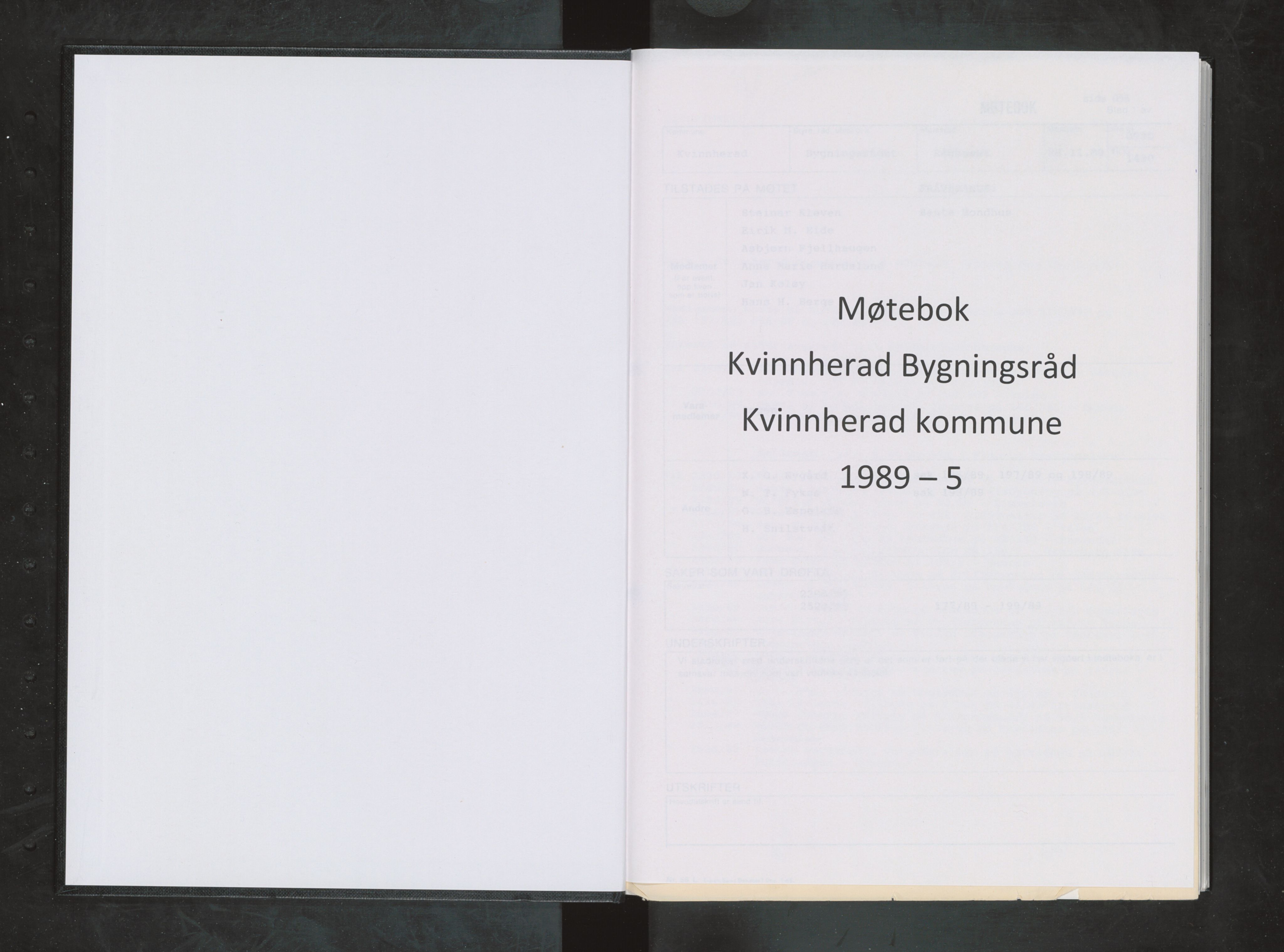 Kvinnherad kommune. Bygningsrådet , IKAH/1224-511/A/Aa/L0063: Møtebok for Kvinnherad bygningsråd, 1989