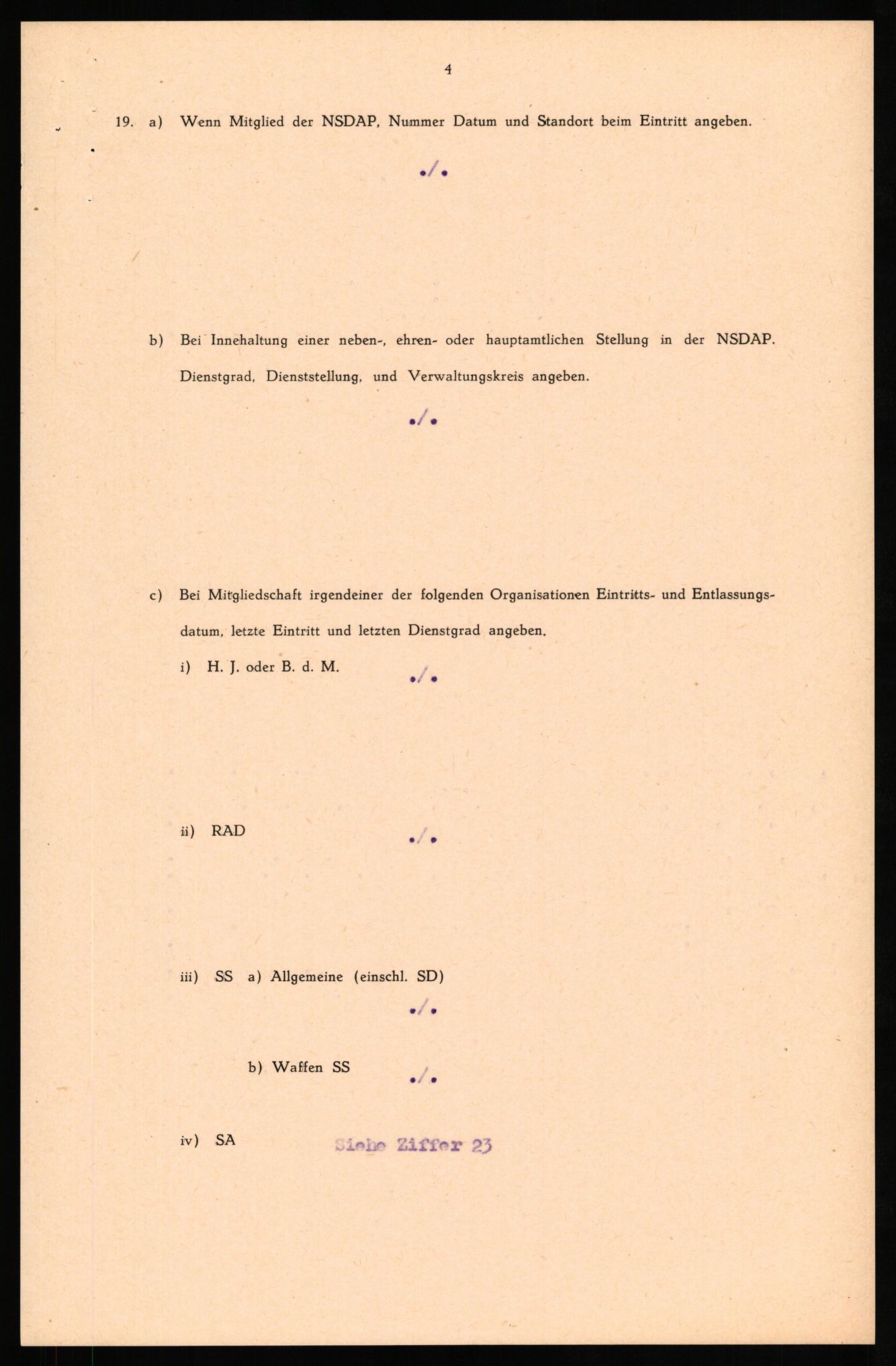 Forsvaret, Forsvarets overkommando II, RA/RAFA-3915/D/Db/L0029: CI Questionaires. Tyske okkupasjonsstyrker i Norge. Tyskere., 1945-1946, p. 119