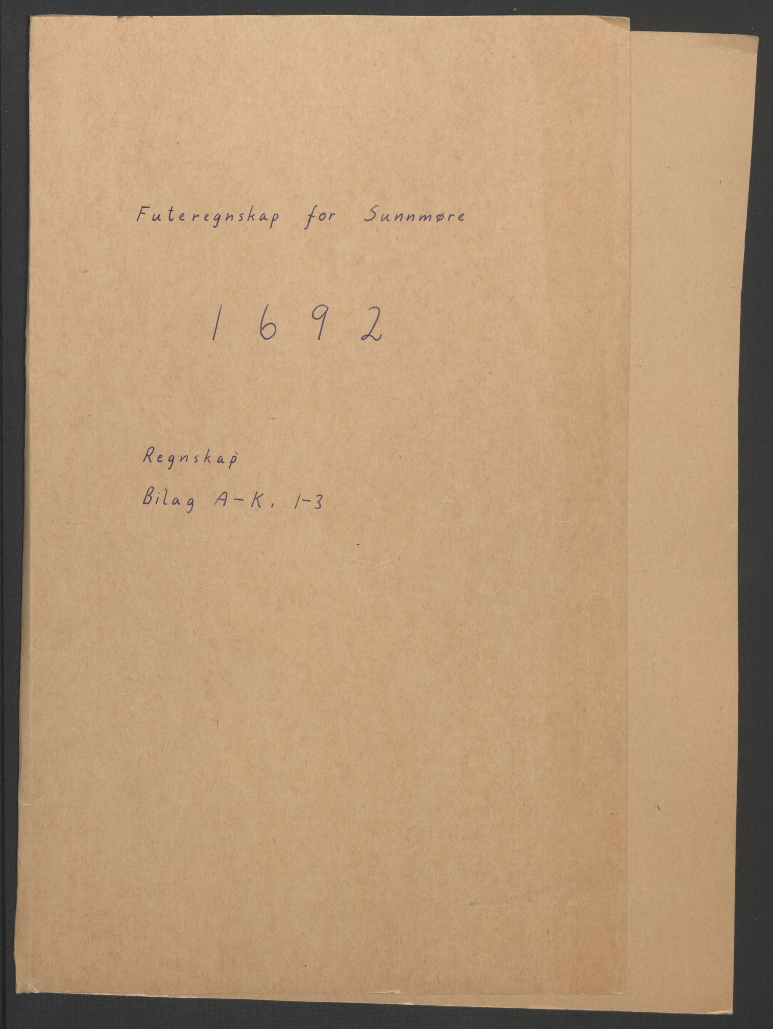 Rentekammeret inntil 1814, Reviderte regnskaper, Fogderegnskap, RA/EA-4092/R54/L3554: Fogderegnskap Sunnmøre, 1691-1693, p. 123