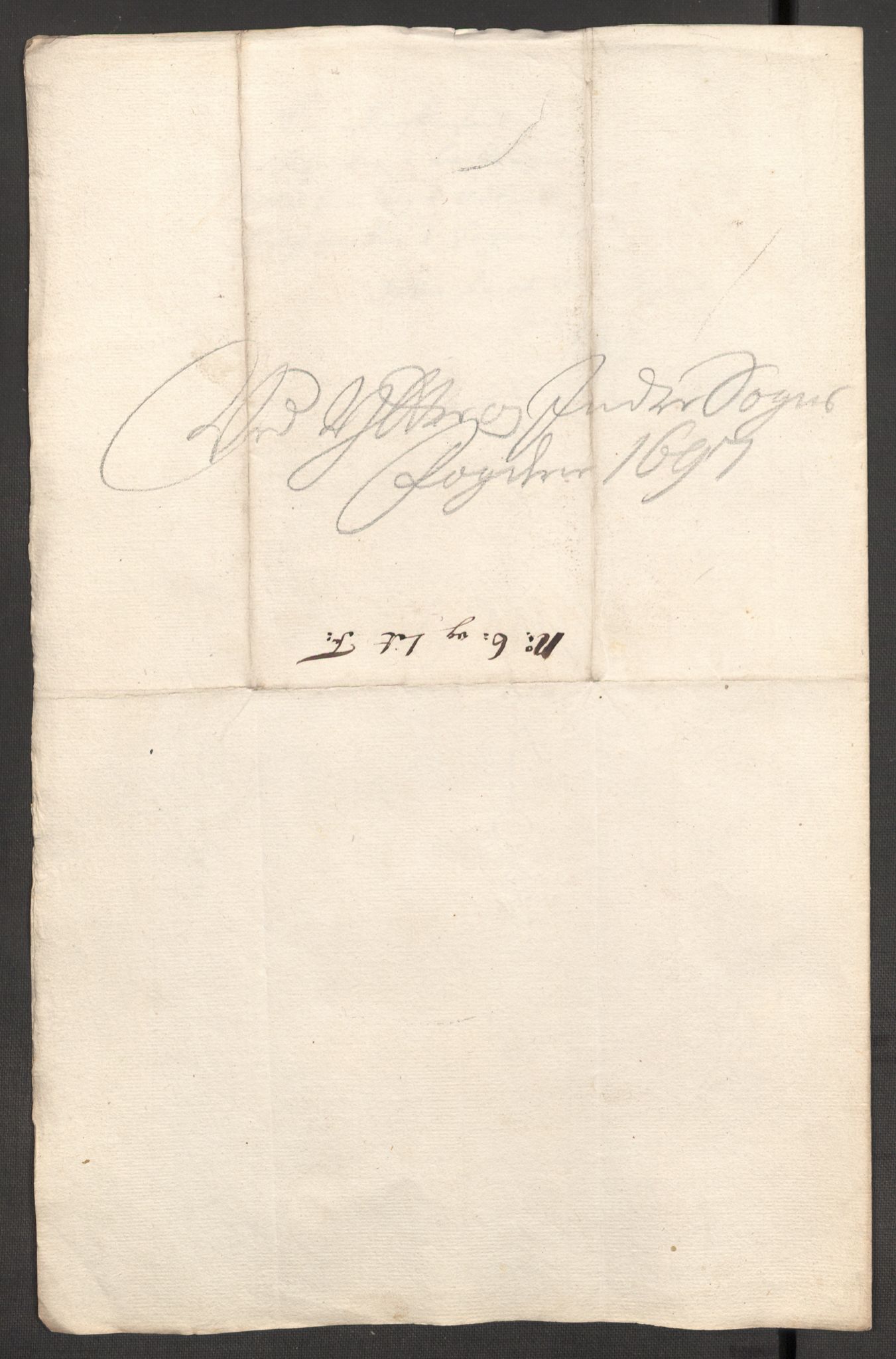 Rentekammeret inntil 1814, Reviderte regnskaper, Fogderegnskap, RA/EA-4092/R52/L3309: Fogderegnskap Sogn, 1696-1697, p. 399