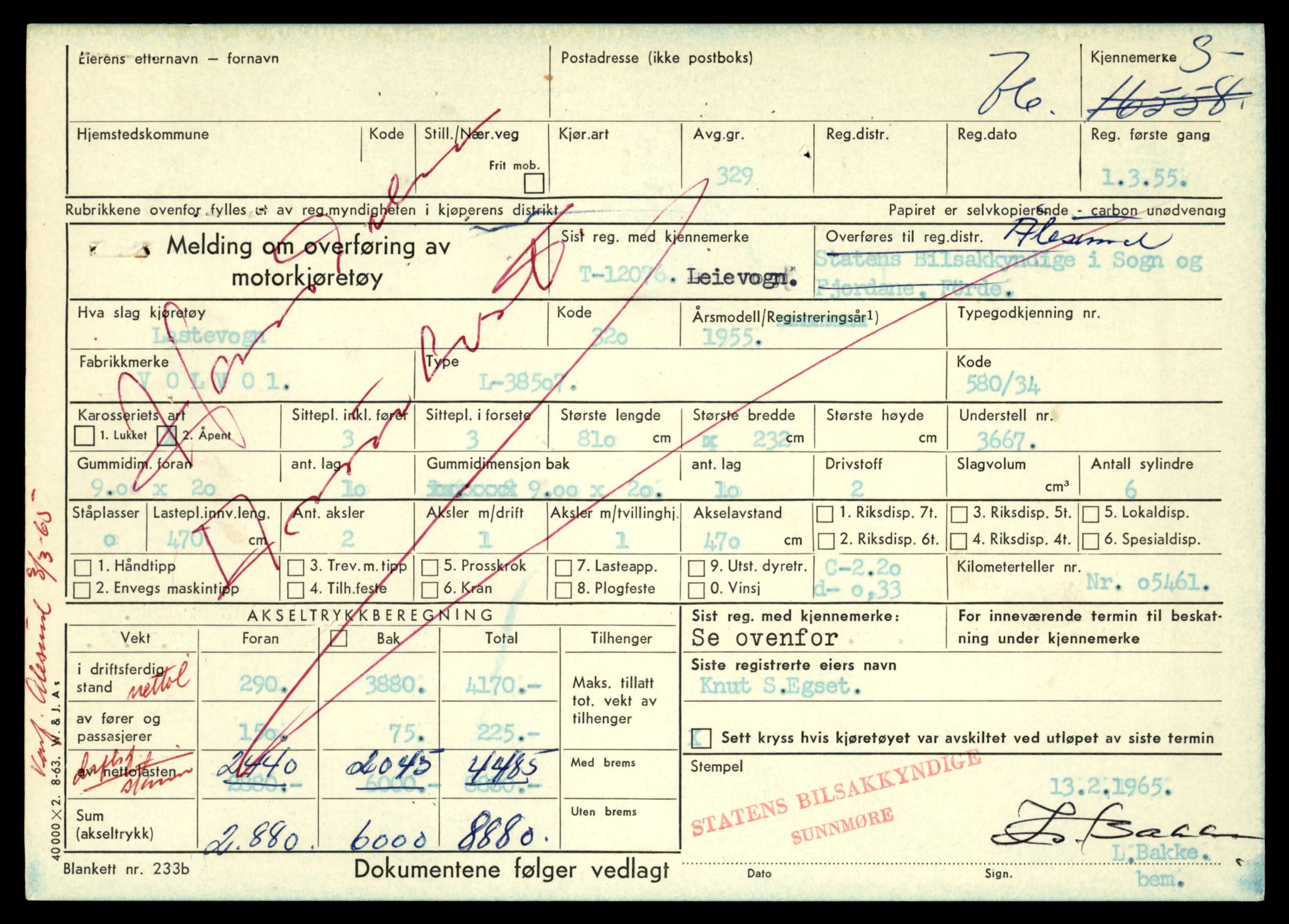 Møre og Romsdal vegkontor - Ålesund trafikkstasjon, AV/SAT-A-4099/F/Fe/L0032: Registreringskort for kjøretøy T 11997 - T 12149, 1927-1998, p. 2003