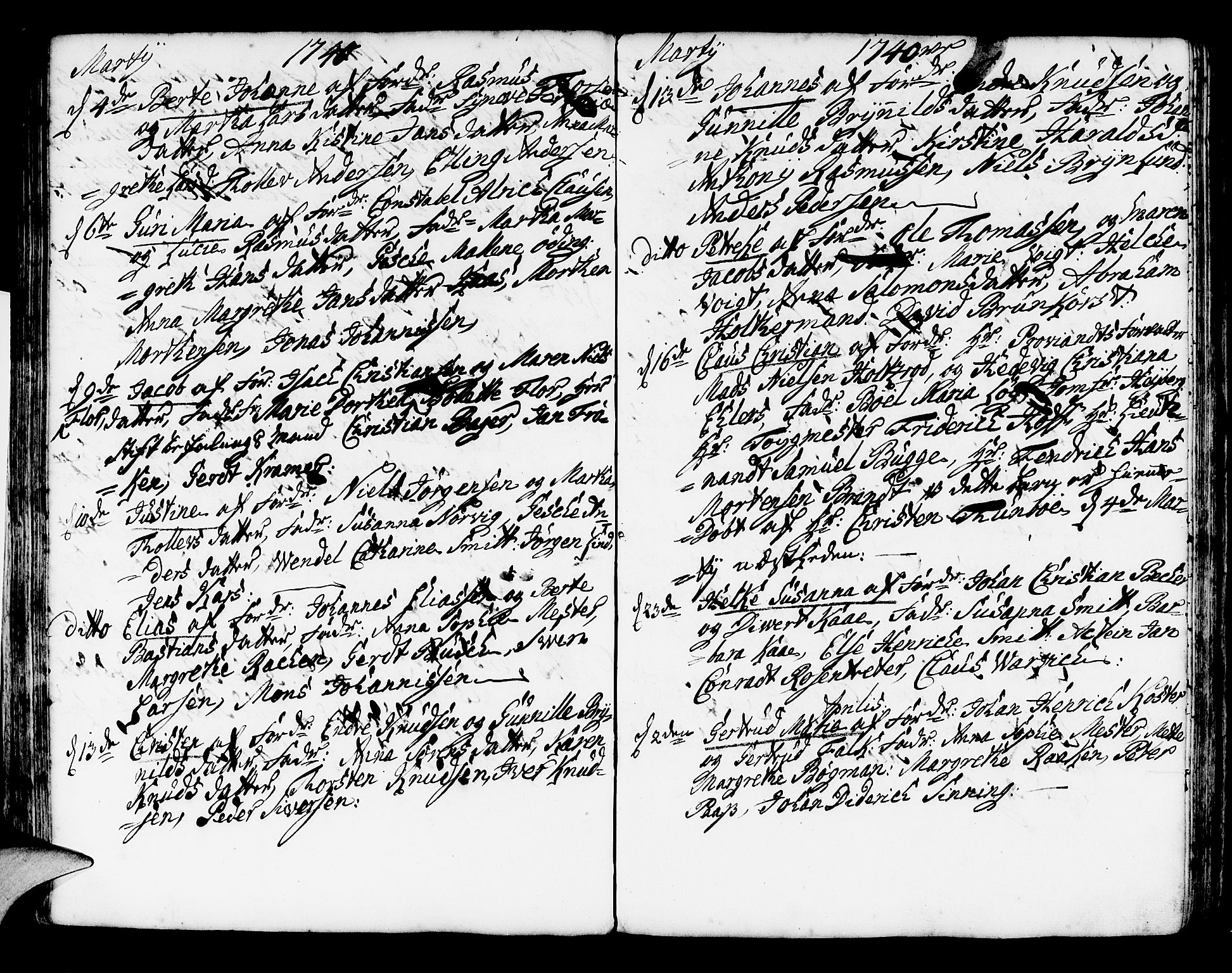 Korskirken sokneprestembete, AV/SAB-A-76101/H/Haa/L0004: Parish register (official) no. A 4, 1720-1750, p. 211