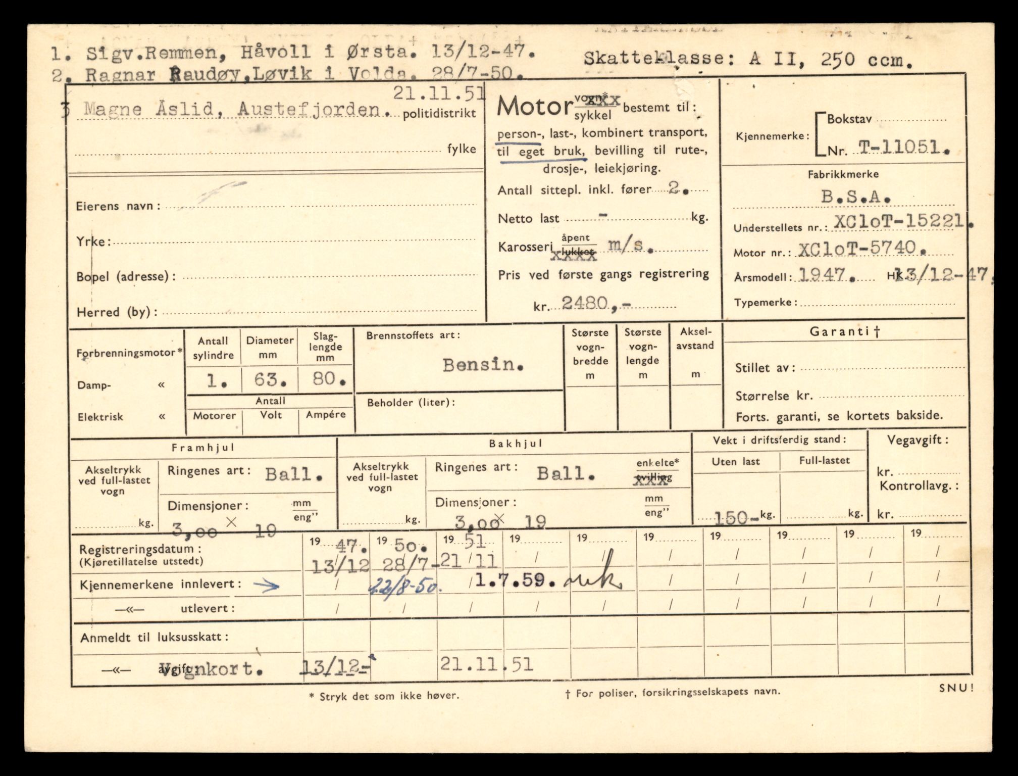 Møre og Romsdal vegkontor - Ålesund trafikkstasjon, AV/SAT-A-4099/F/Fe/L0026: Registreringskort for kjøretøy T 11046 - T 11160, 1927-1998, p. 115