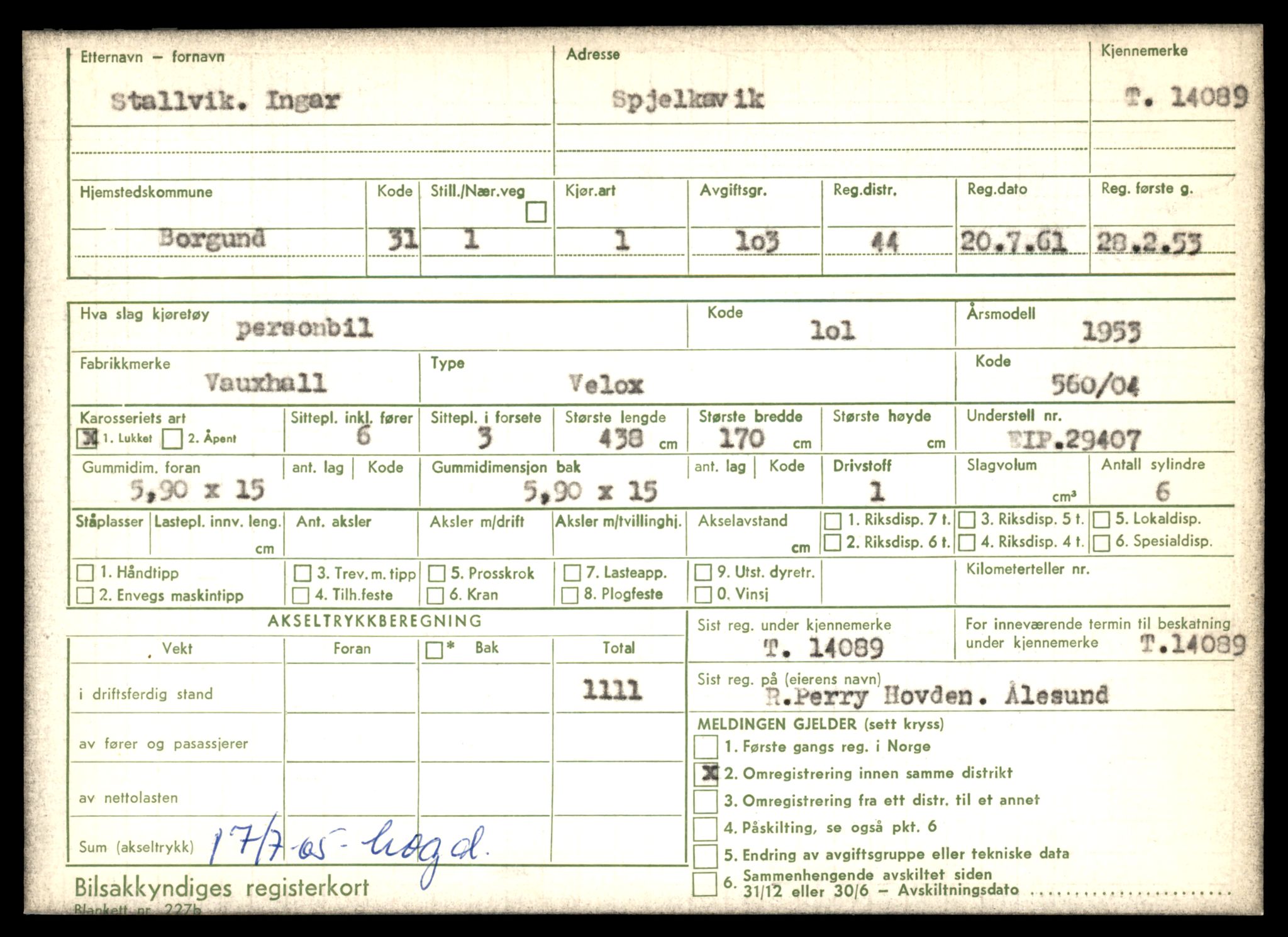 Møre og Romsdal vegkontor - Ålesund trafikkstasjon, AV/SAT-A-4099/F/Fe/L0043: Registreringskort for kjøretøy T 14080 - T 14204, 1927-1998, p. 251