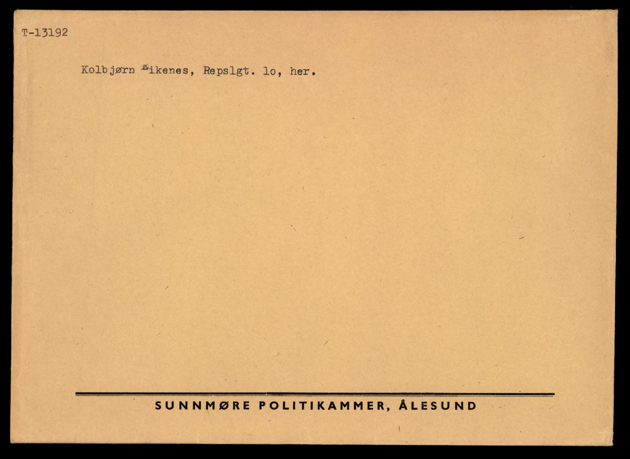 Møre og Romsdal vegkontor - Ålesund trafikkstasjon, AV/SAT-A-4099/F/Fe/L0038: Registreringskort for kjøretøy T 13180 - T 13360, 1927-1998, p. 203