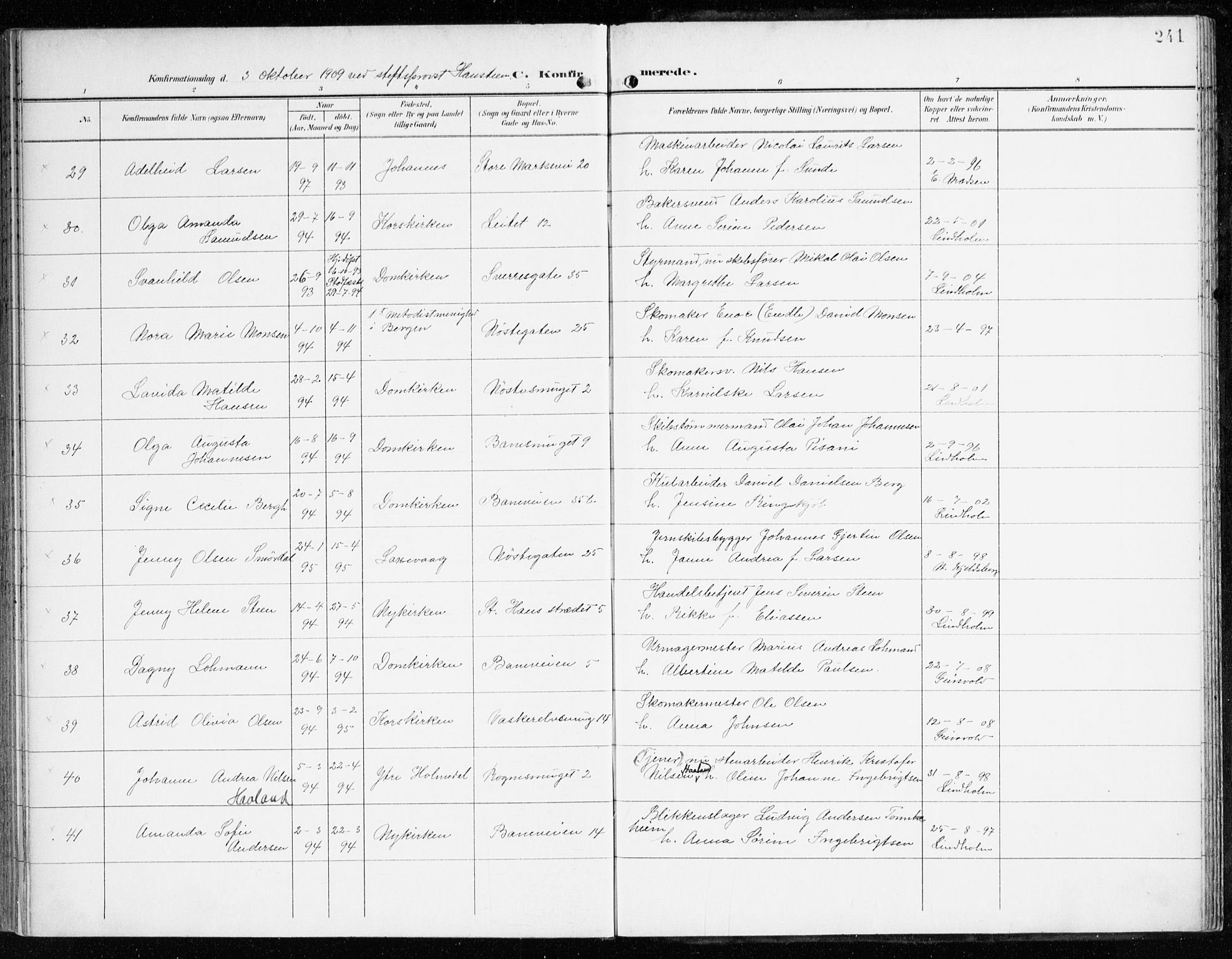 Domkirken sokneprestembete, AV/SAB-A-74801/H/Haa/L0031: Parish register (official) no. C 6, 1898-1915, p. 241