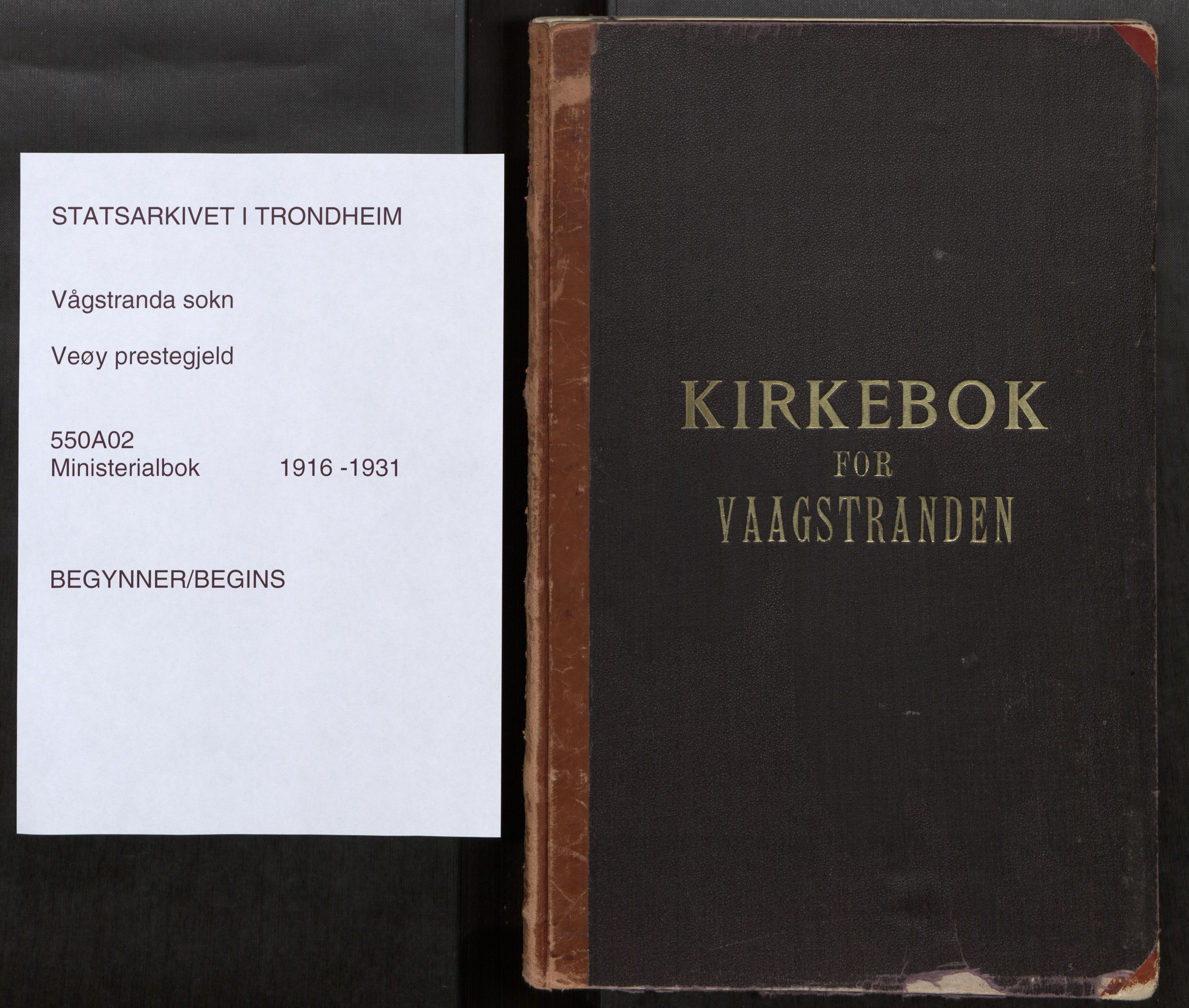 Ministerialprotokoller, klokkerbøker og fødselsregistre - Møre og Romsdal, SAT/A-1454/550/L0622: Parish register (official) no. 550A02, 1916-1931
