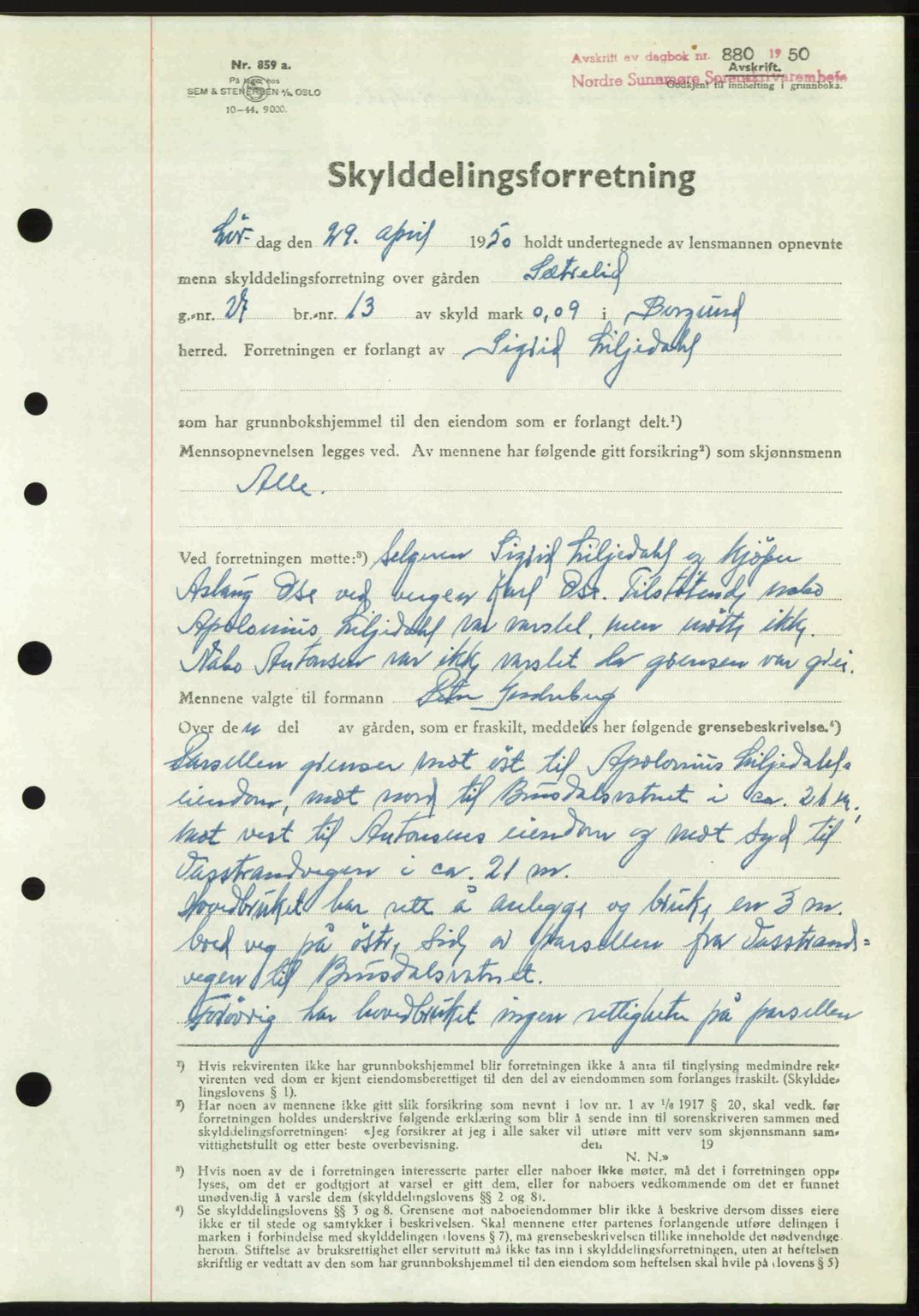 Nordre Sunnmøre sorenskriveri, AV/SAT-A-0006/1/2/2C/2Ca: Mortgage book no. A34, 1950-1950, Diary no: : 880/1950