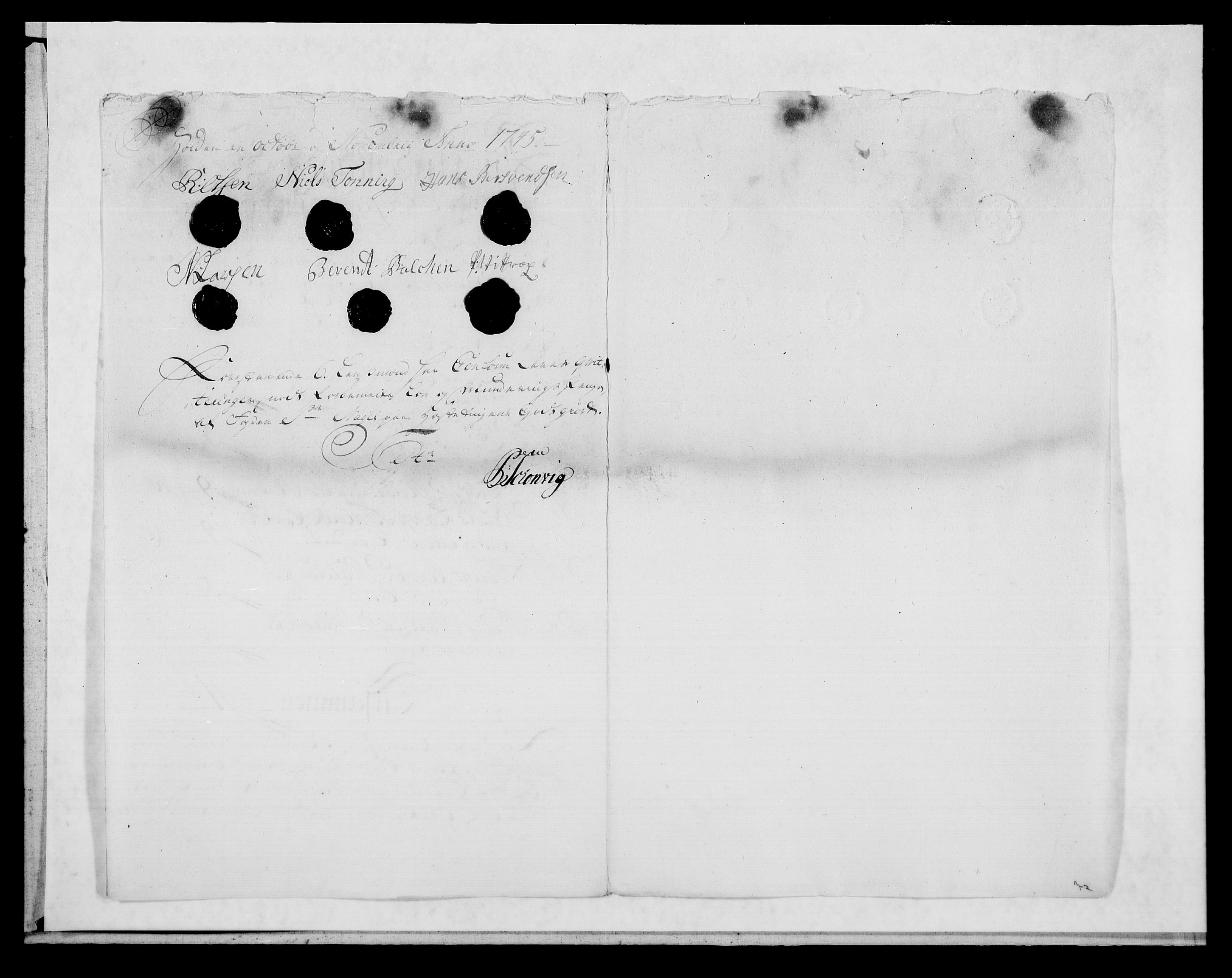 Rentekammeret inntil 1814, Reviderte regnskaper, Fogderegnskap, AV/RA-EA-4092/R53/L3471: Fogderegnskap Sunn- og Nordfjord, 1745, p. 240