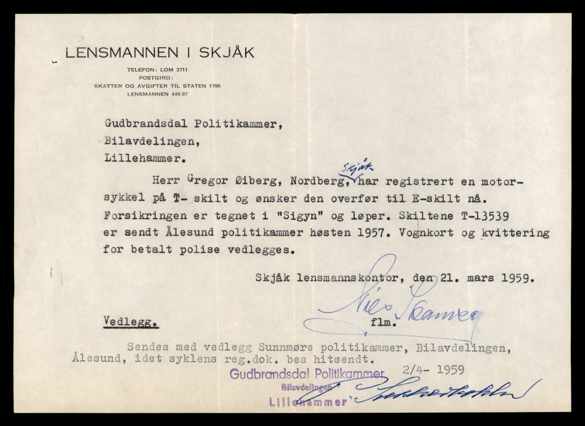 Møre og Romsdal vegkontor - Ålesund trafikkstasjon, AV/SAT-A-4099/F/Fe/L0040: Registreringskort for kjøretøy T 13531 - T 13709, 1927-1998, p. 172