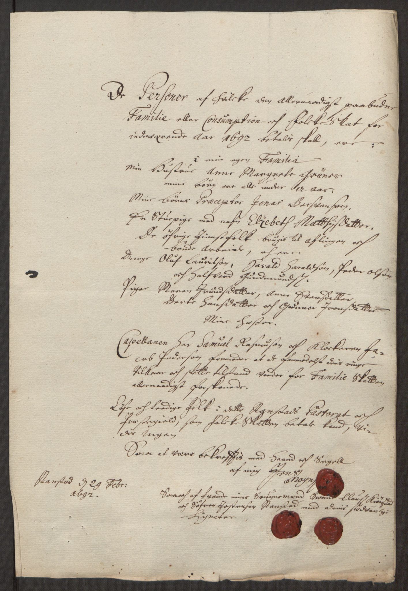 Rentekammeret inntil 1814, Reviderte regnskaper, Fogderegnskap, AV/RA-EA-4092/R12/L0704: Fogderegnskap Øvre Romerike, 1692, p. 243