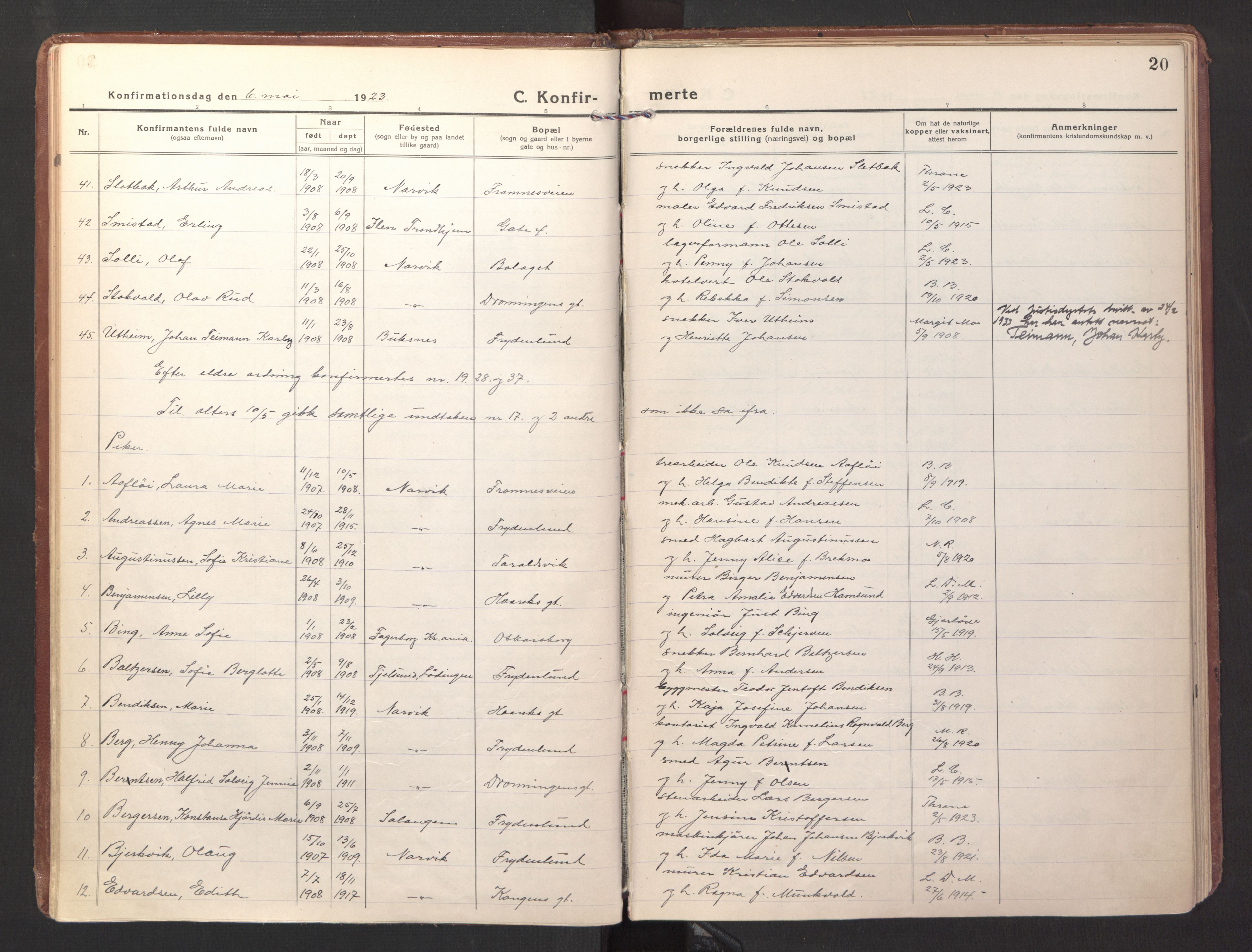 Ministerialprotokoller, klokkerbøker og fødselsregistre - Nordland, AV/SAT-A-1459/871/L1004: Parish register (official) no. 871A20, 1921-1932, p. 20