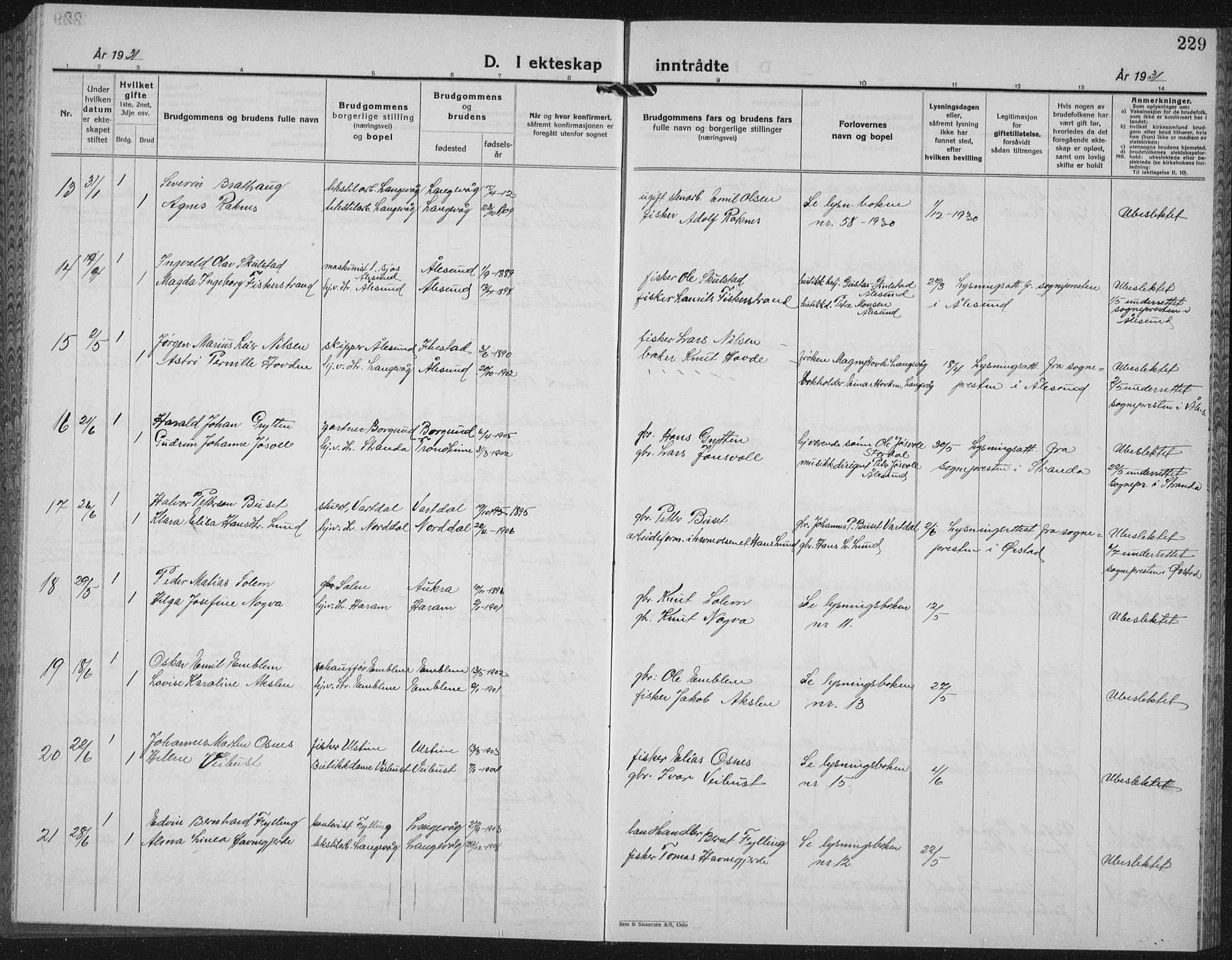 Ministerialprotokoller, klokkerbøker og fødselsregistre - Møre og Romsdal, AV/SAT-A-1454/528/L0436: Parish register (copy) no. 528C17, 1927-1939, p. 229