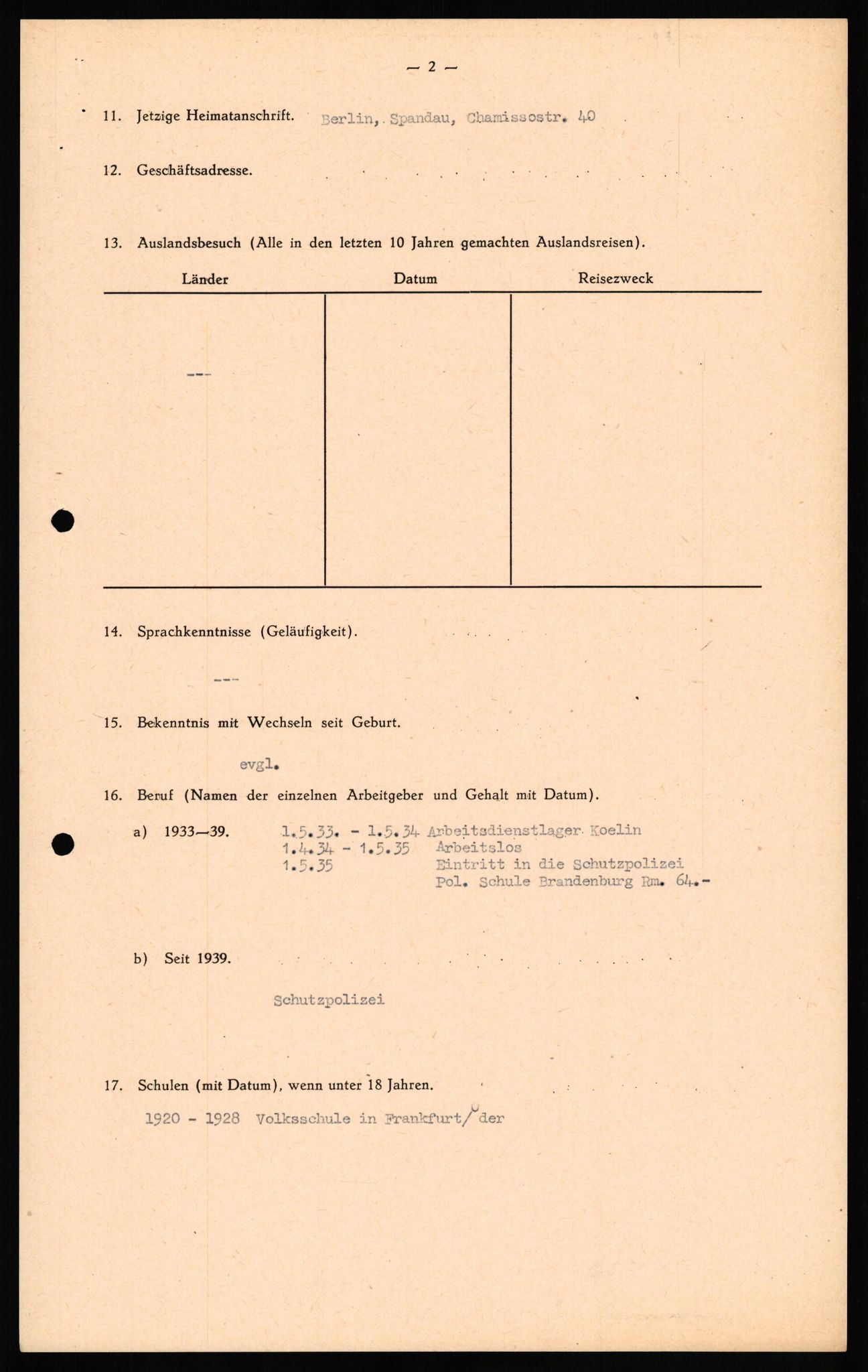 Forsvaret, Forsvarets overkommando II, AV/RA-RAFA-3915/D/Db/L0018: CI Questionaires. Tyske okkupasjonsstyrker i Norge. Tyskere., 1945-1946, p. 27