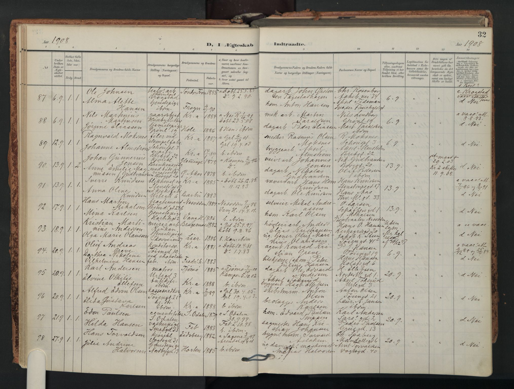 Grønland prestekontor Kirkebøker, AV/SAO-A-10848/F/Fa/L0017: Parish register (official) no. 17, 1906-1934, p. 32