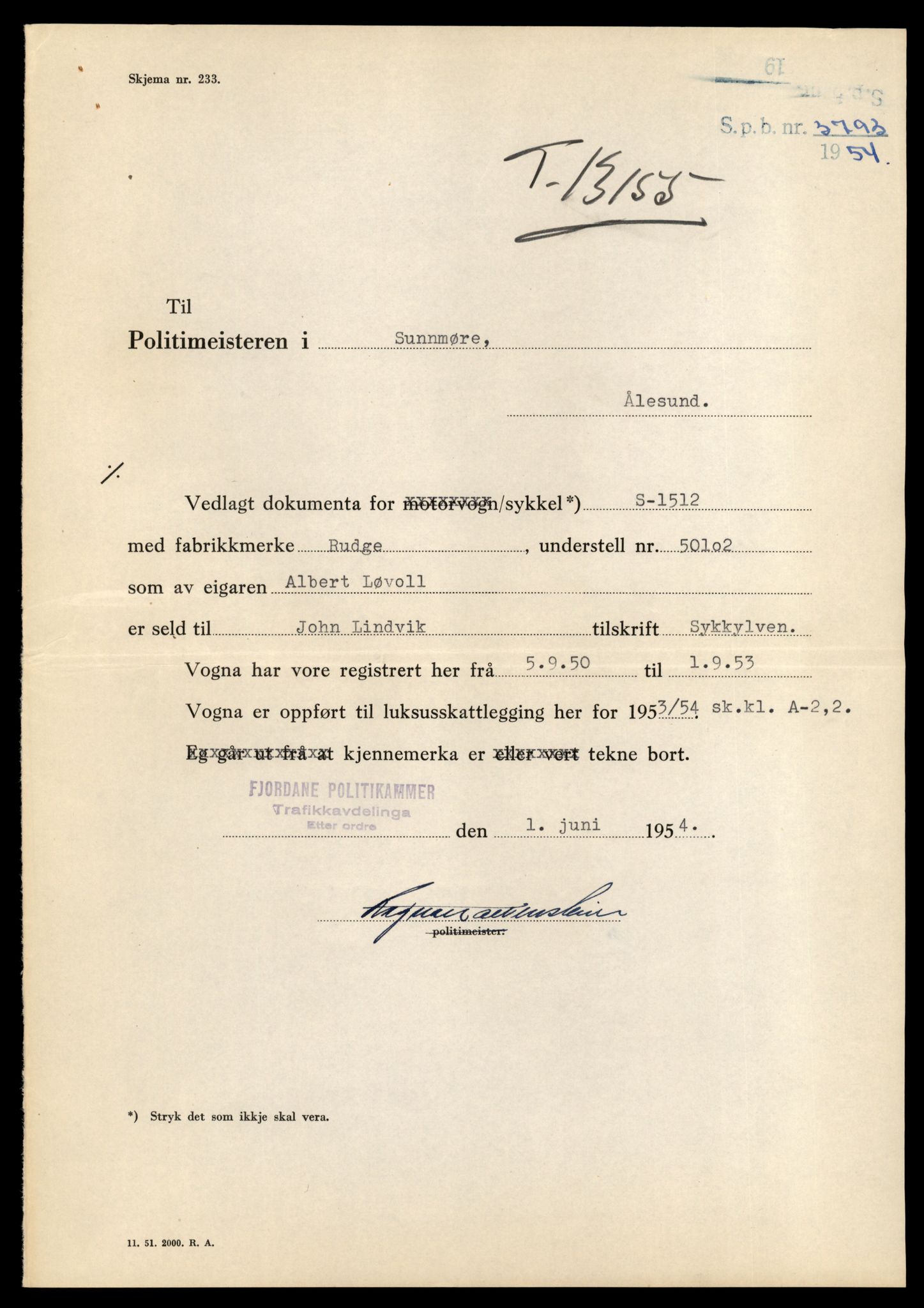 Møre og Romsdal vegkontor - Ålesund trafikkstasjon, AV/SAT-A-4099/F/Fe/L0037: Registreringskort for kjøretøy T 13031 - T 13179, 1927-1998, p. 2425