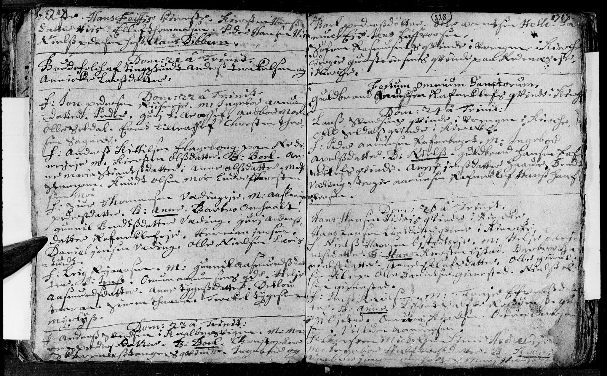 Øyestad sokneprestkontor, AV/SAK-1111-0049/F/Fa/L0002: Parish register (official) no. A 2, 1692-1722, p. 228