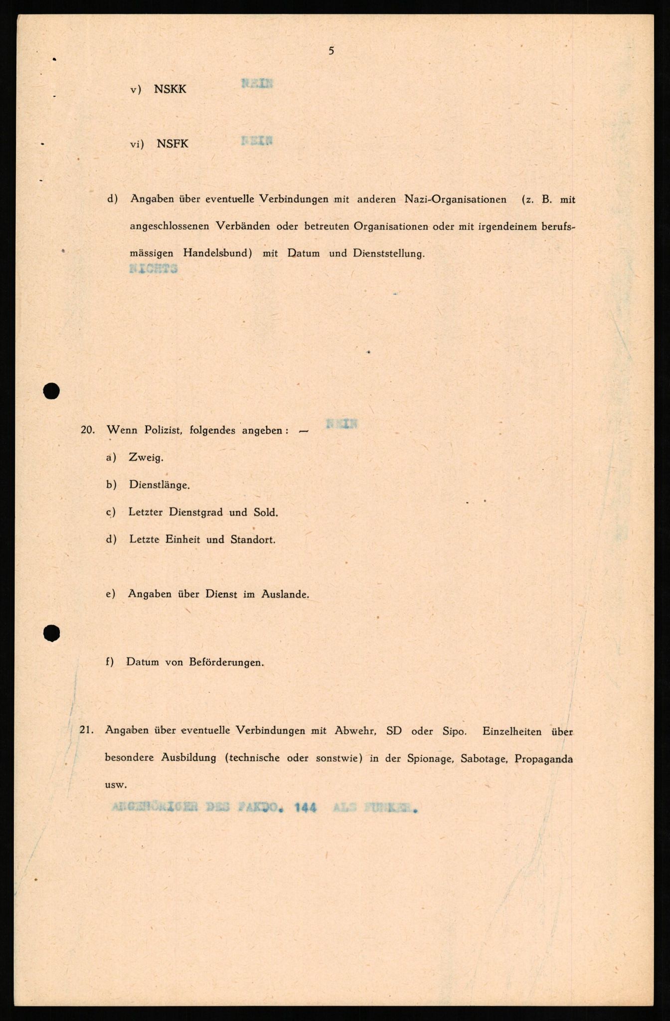 Forsvaret, Forsvarets overkommando II, AV/RA-RAFA-3915/D/Db/L0019: CI Questionaires. Tyske okkupasjonsstyrker i Norge. Tyskere., 1945-1946, p. 317