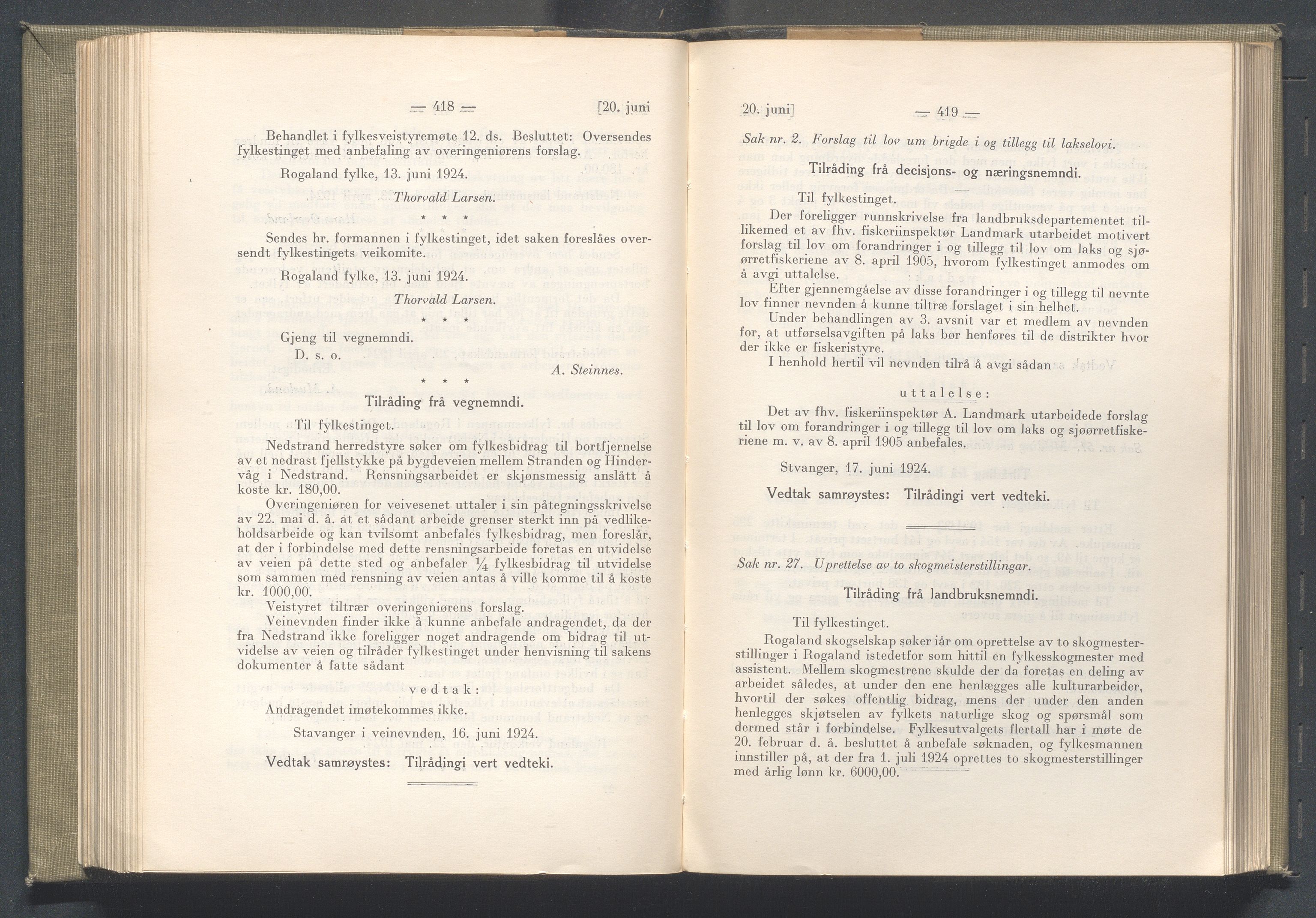 Rogaland fylkeskommune - Fylkesrådmannen , IKAR/A-900/A/Aa/Aaa/L0043: Møtebok , 1924, p. 418-419