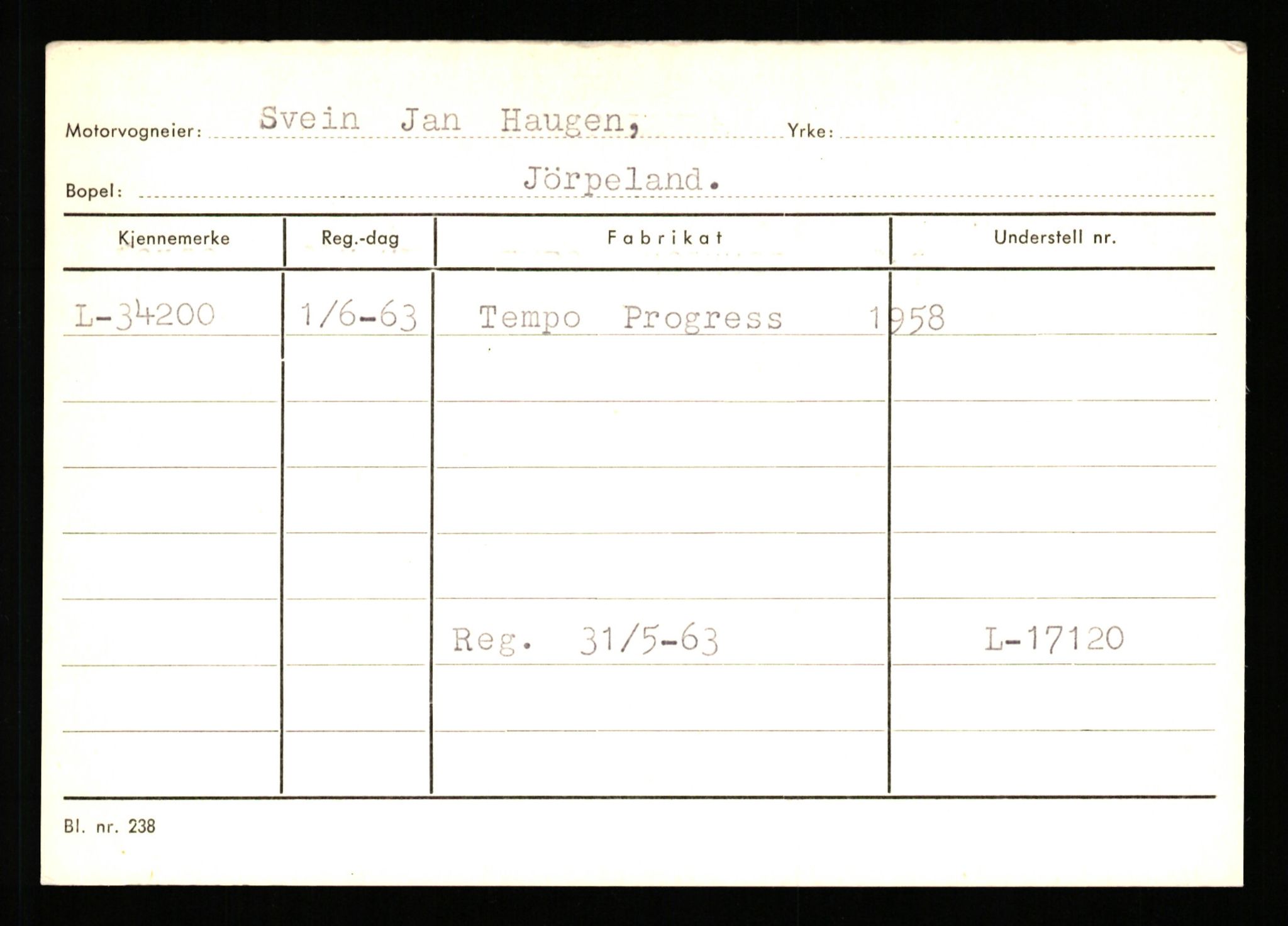 Stavanger trafikkstasjon, AV/SAST-A-101942/0/G/L0005: Registreringsnummer: 23000 - 34245, 1930-1971, p. 3476