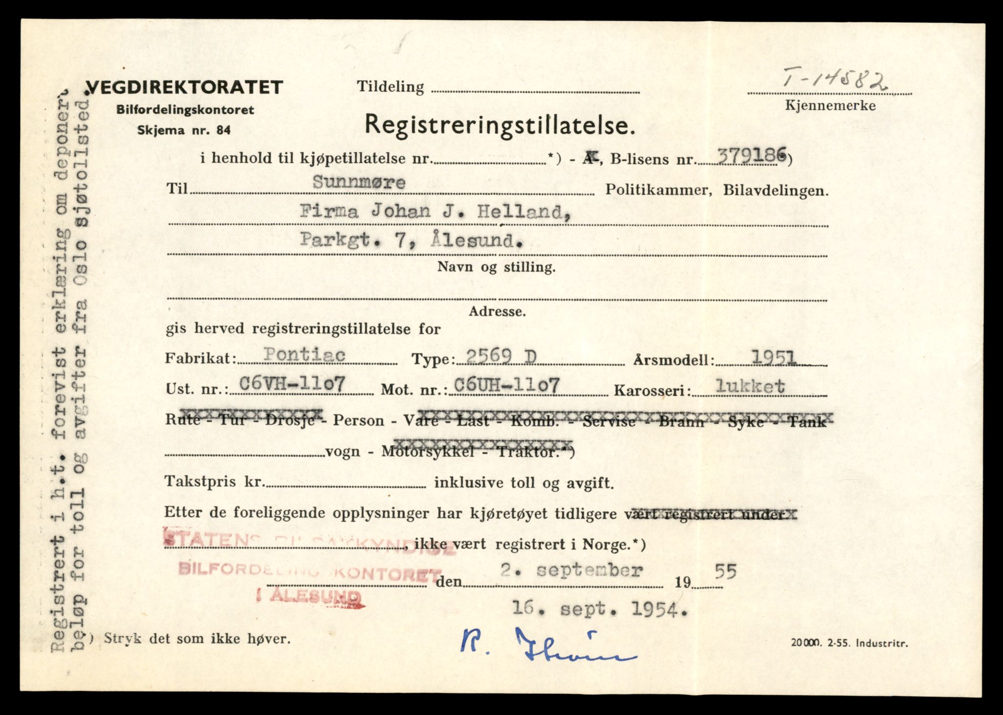 Møre og Romsdal vegkontor - Ålesund trafikkstasjon, AV/SAT-A-4099/F/Fe/L0047: Registreringskort for kjøretøy T 14580 - T 14720, 1927-1998, p. 51