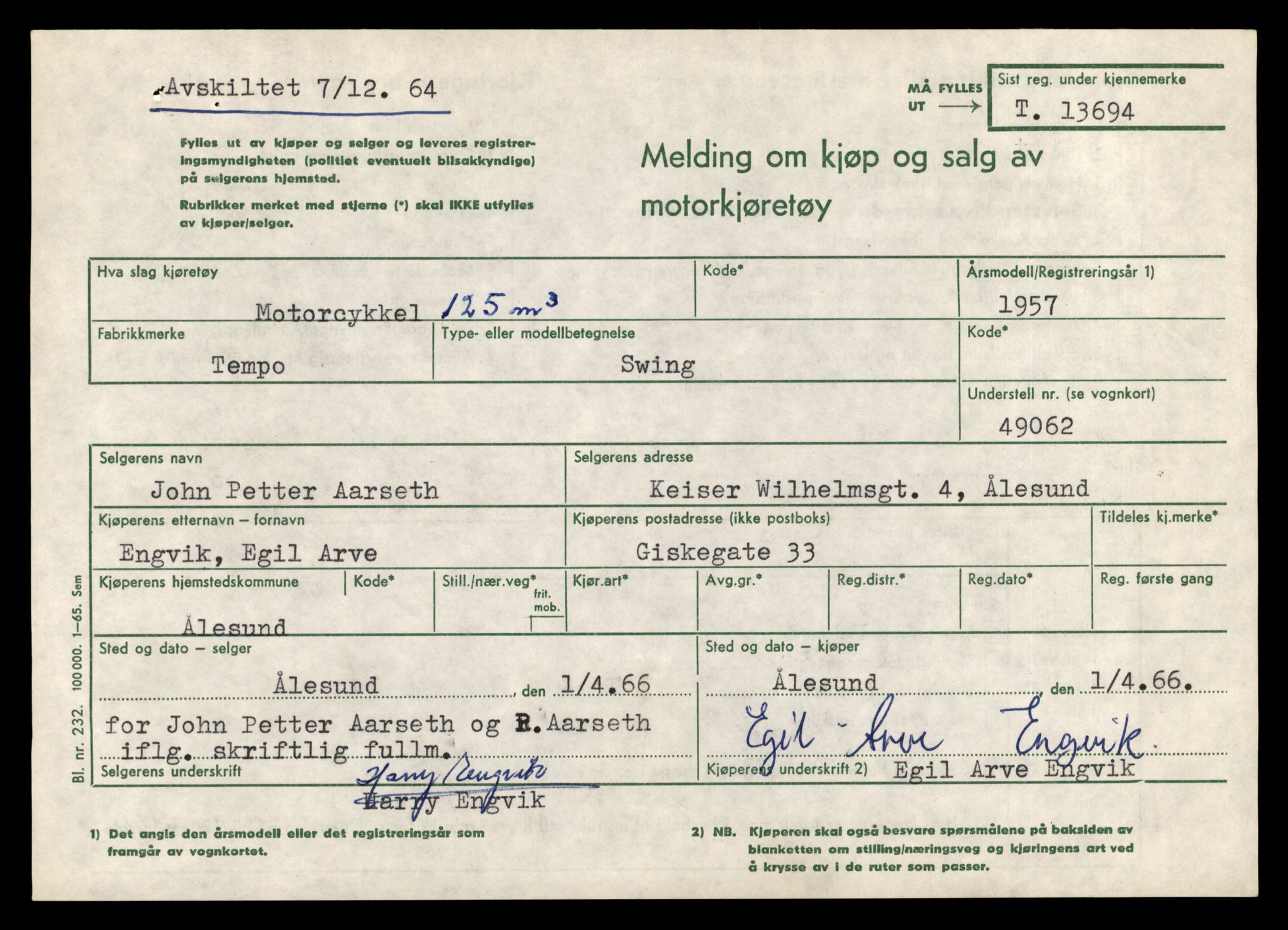 Møre og Romsdal vegkontor - Ålesund trafikkstasjon, AV/SAT-A-4099/F/Fe/L0040: Registreringskort for kjøretøy T 13531 - T 13709, 1927-1998, p. 2799