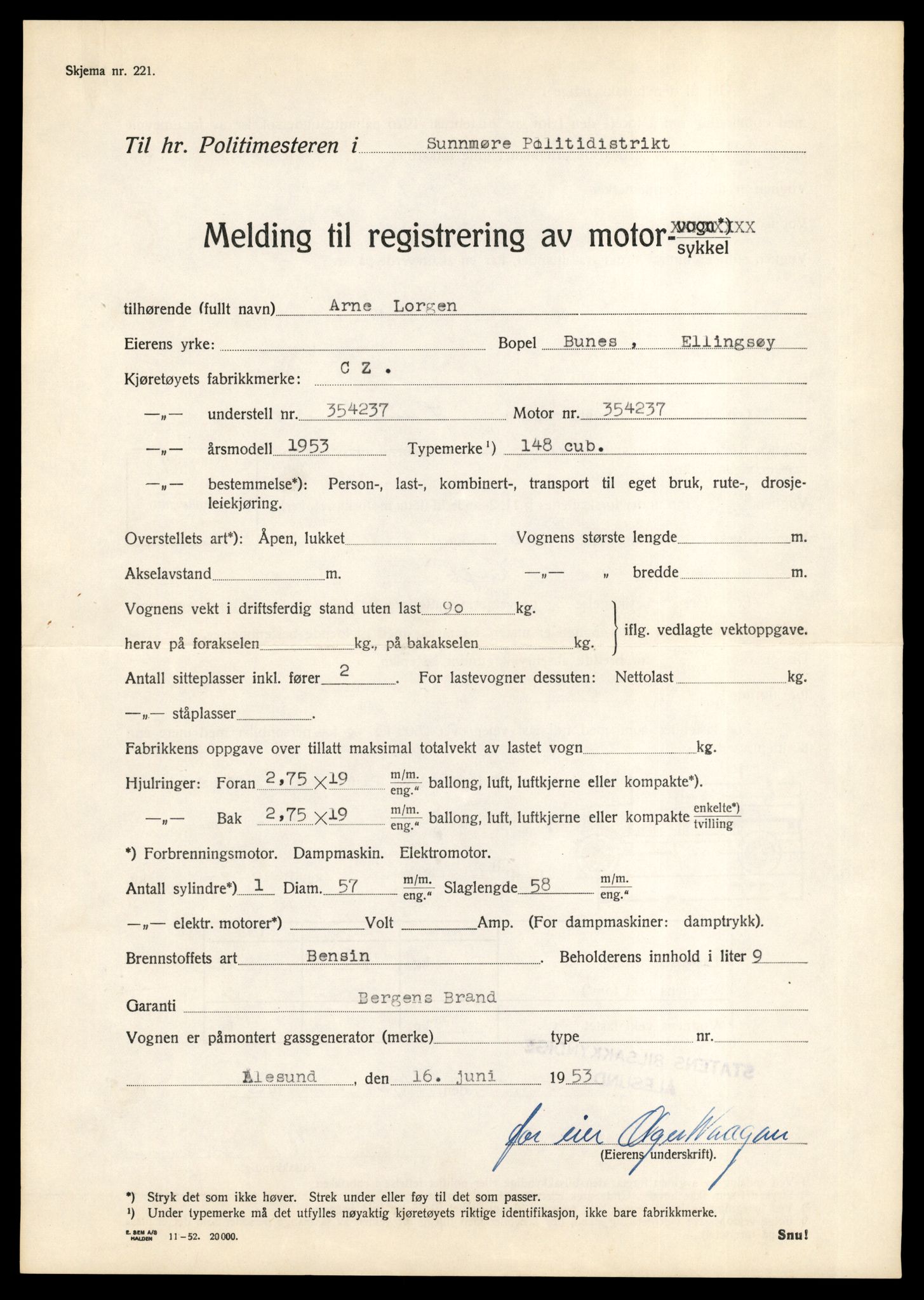 Møre og Romsdal vegkontor - Ålesund trafikkstasjon, AV/SAT-A-4099/F/Fe/L0031: Registreringskort for kjøretøy T 11800 - T 11996, 1927-1998, p. 3098