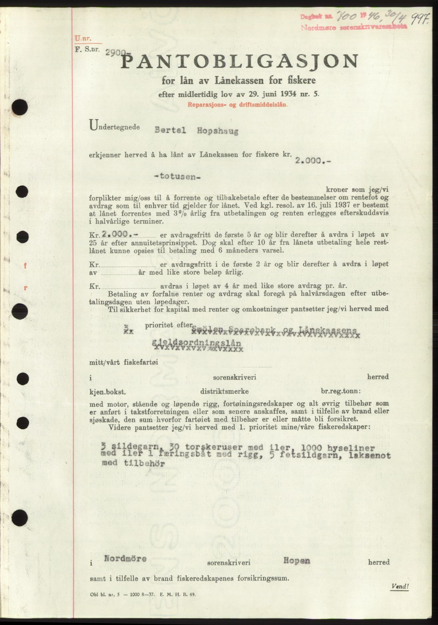 Nordmøre sorenskriveri, AV/SAT-A-4132/1/2/2Ca: Mortgage book no. B93b, 1946-1946, Diary no: : 700/1946