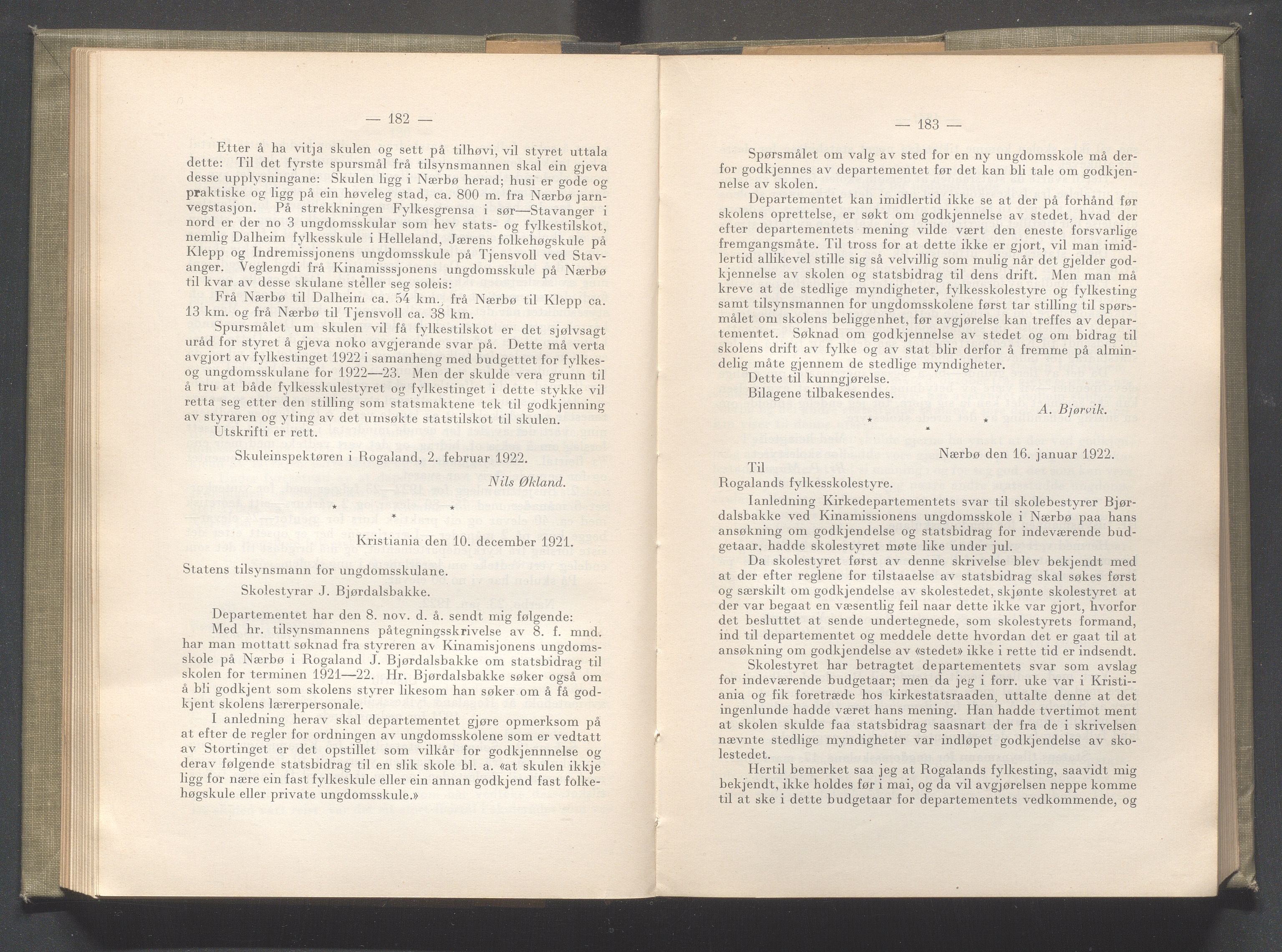 Rogaland fylkeskommune - Fylkesrådmannen , IKAR/A-900/A/Aa/Aaa/L0041: Møtebok , 1922, p. 182-183