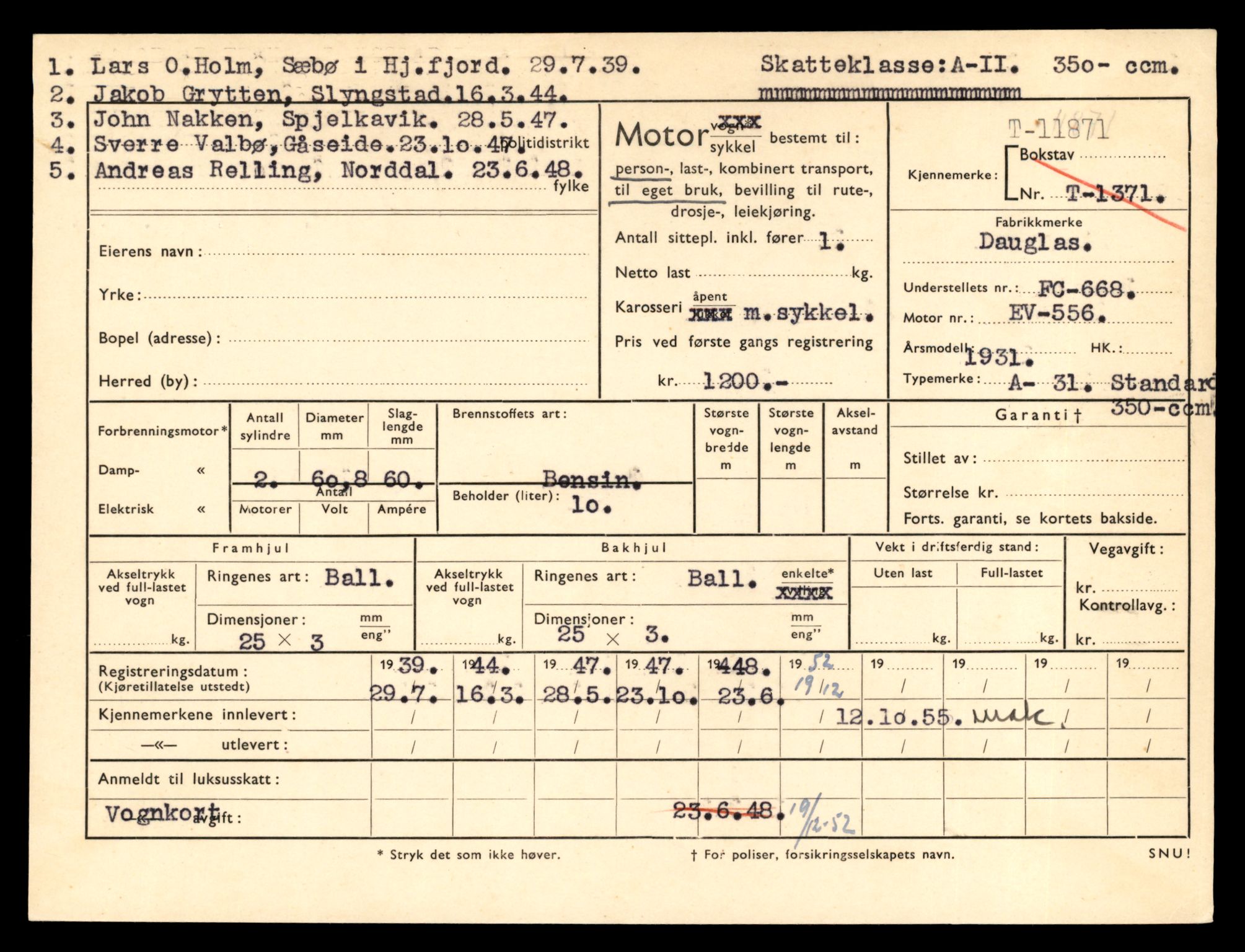 Møre og Romsdal vegkontor - Ålesund trafikkstasjon, AV/SAT-A-4099/F/Fe/L0031: Registreringskort for kjøretøy T 11800 - T 11996, 1927-1998, p. 1301
