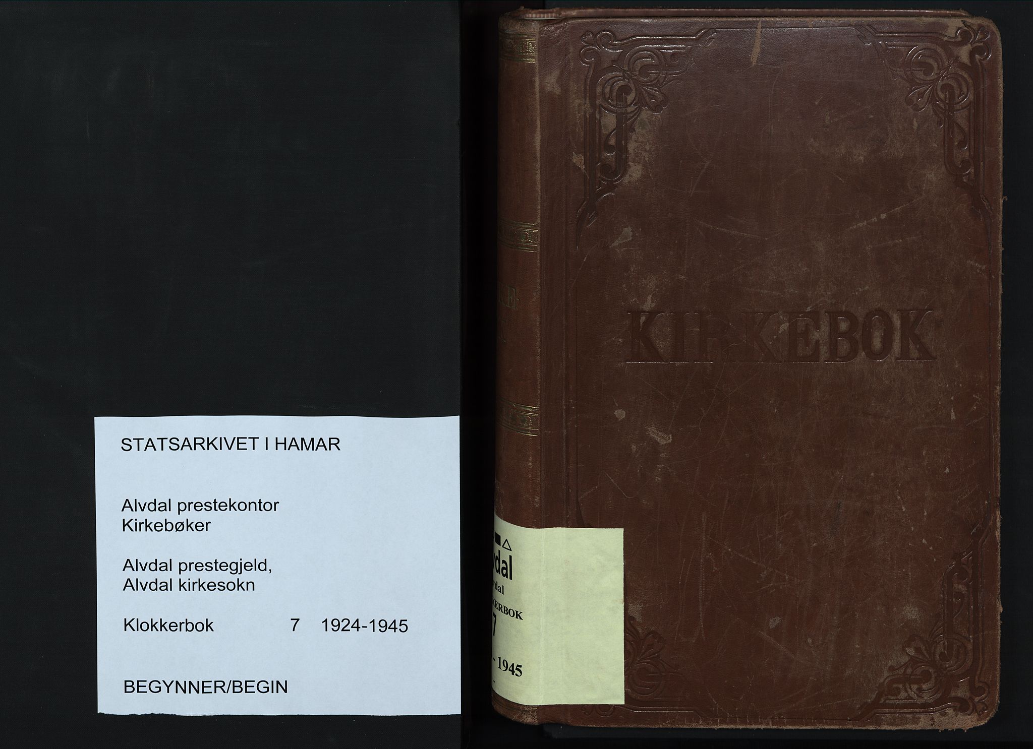 Alvdal prestekontor, SAH/PREST-060/H/Ha/Hab/L0007: Parish register (copy) no. 7, 1924-1945