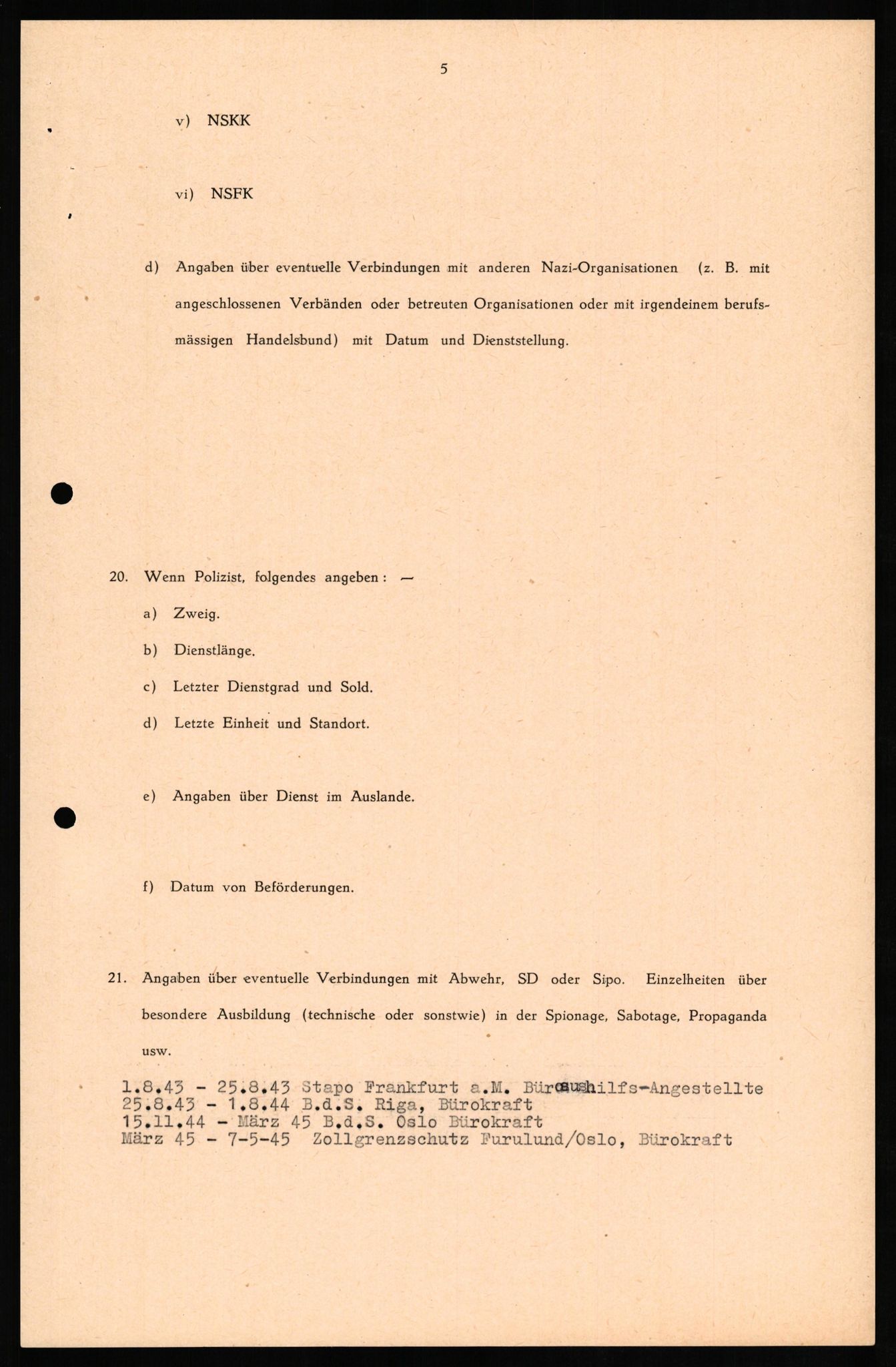 Forsvaret, Forsvarets overkommando II, AV/RA-RAFA-3915/D/Db/L0017: CI Questionaires. Tyske okkupasjonsstyrker i Norge. Tyskere., 1945-1946, p. 443