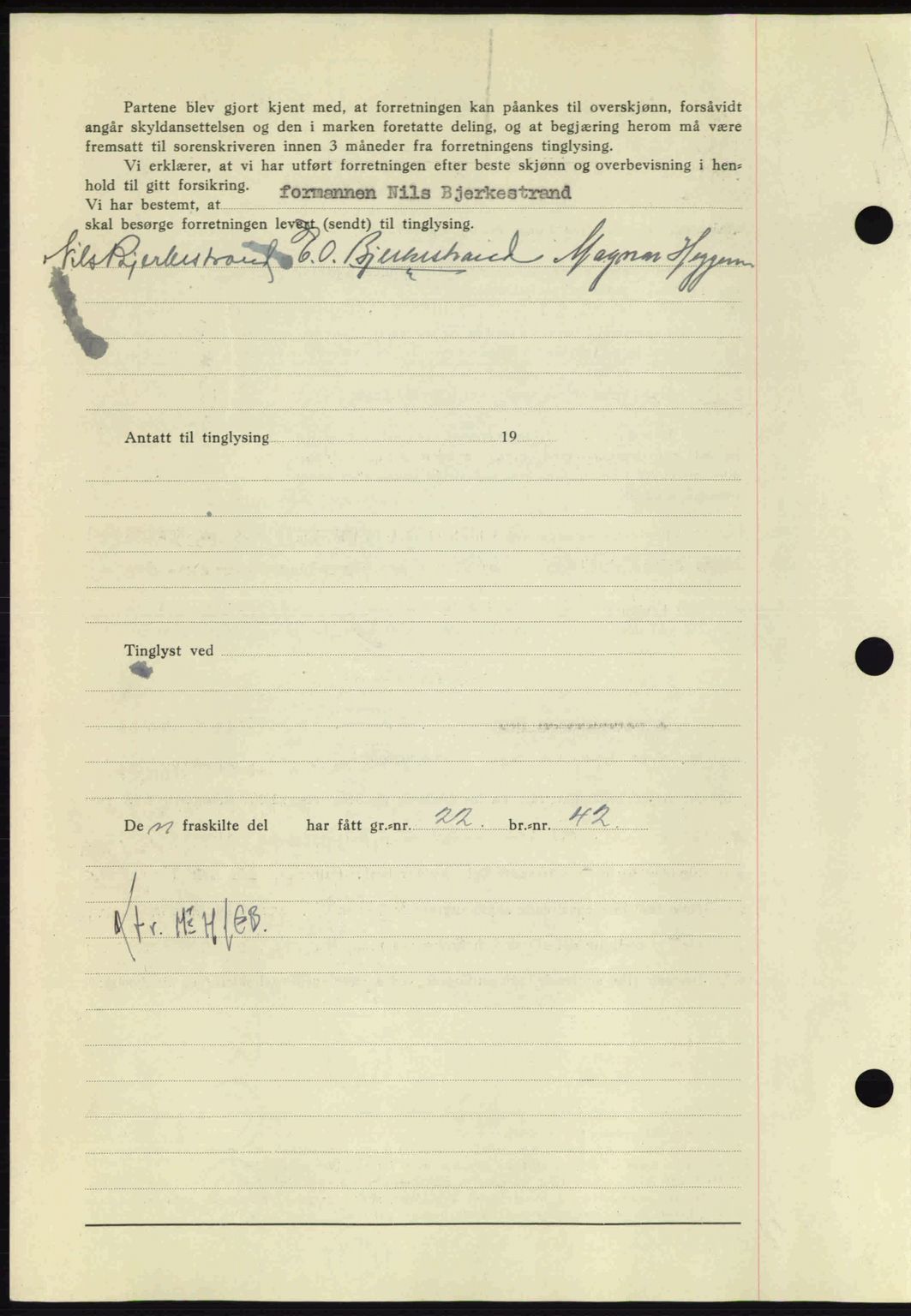 Nordmøre sorenskriveri, AV/SAT-A-4132/1/2/2Ca: Mortgage book no. A91, 1941-1942, Diary no: : 1744/1941