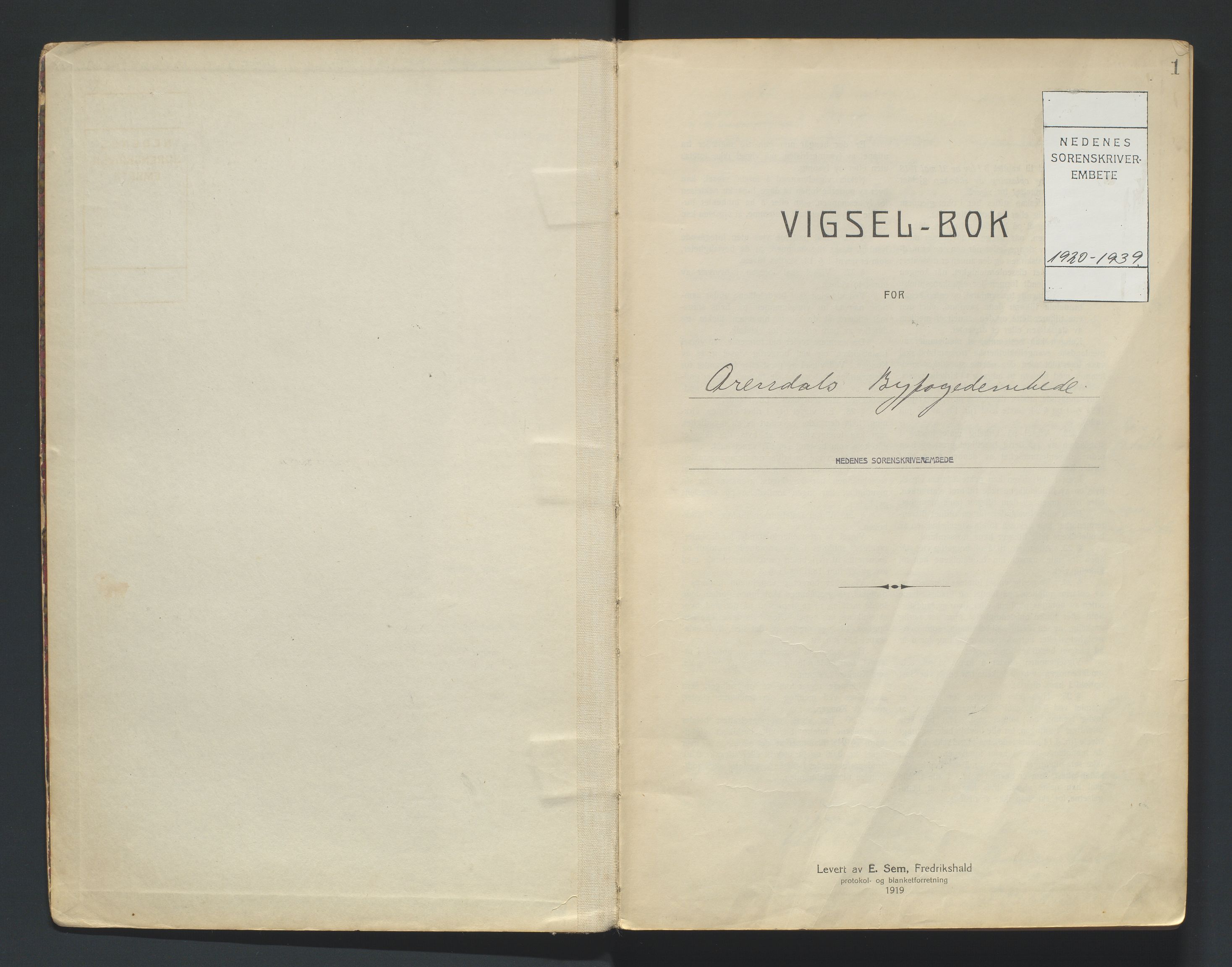 Nedenes sorenskriveri, SAK/1221-0006/L/Ld/L0001/0003: Lysingsbøker, vigselsbøker / Vigselbok Arendal, 1920-1939, p. 1