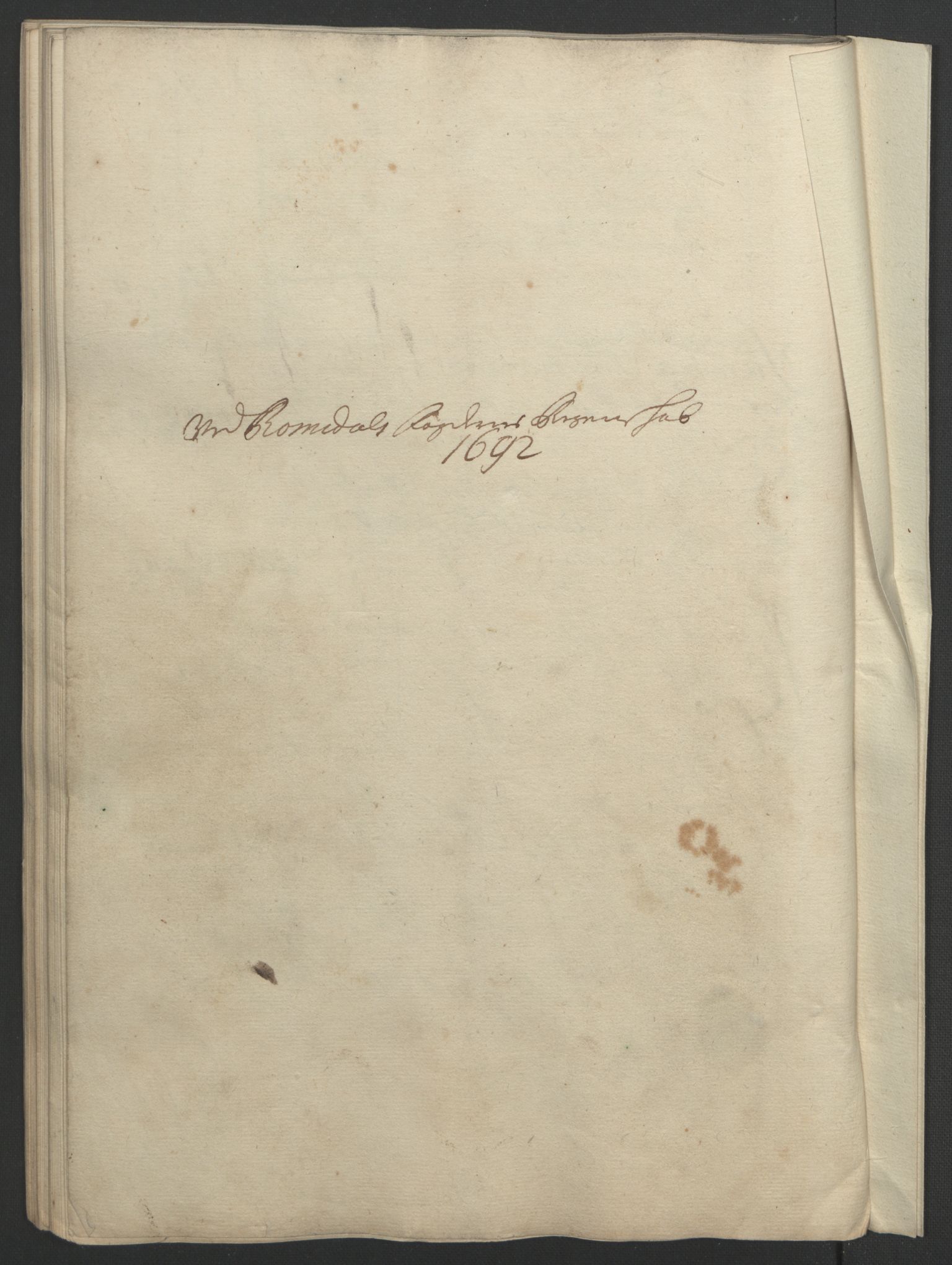 Rentekammeret inntil 1814, Reviderte regnskaper, Fogderegnskap, AV/RA-EA-4092/R55/L3650: Fogderegnskap Romsdal, 1692, p. 69