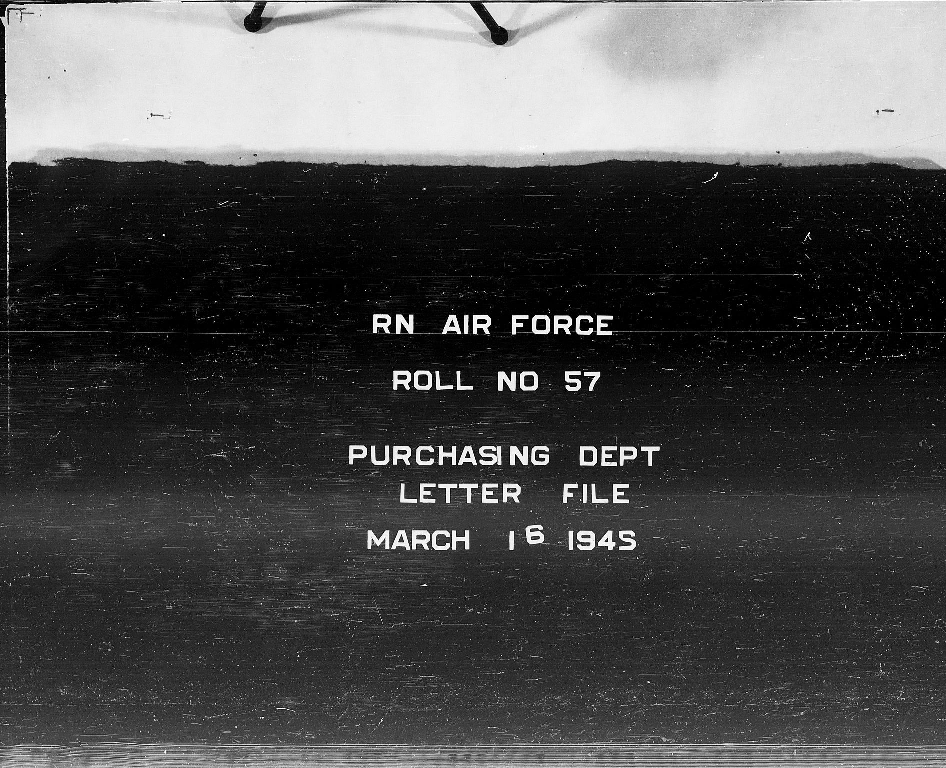 Forsvaret, Flyvåpnenes treningsleir 1940-1945, RA/RAFA-3974/V/L0057: Innkjøpskontorets korrespondansearkiv.
Ordnet alfabetisk fra Ta til Z., 1940-1945