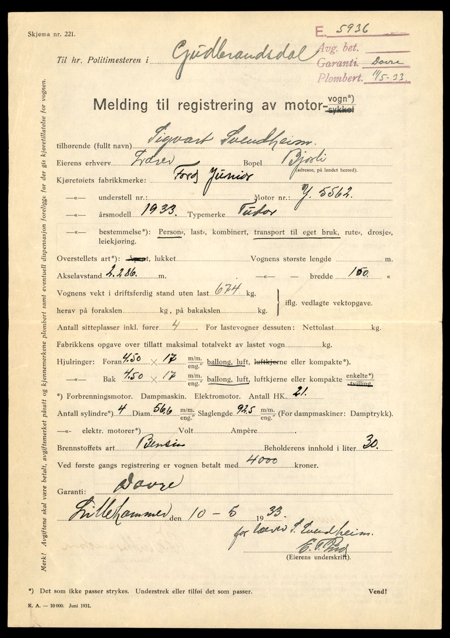 Møre og Romsdal vegkontor - Ålesund trafikkstasjon, SAT/A-4099/F/Fe/L0022: Registreringskort for kjøretøy T 10584 - T 10694, 1927-1998, p. 2807