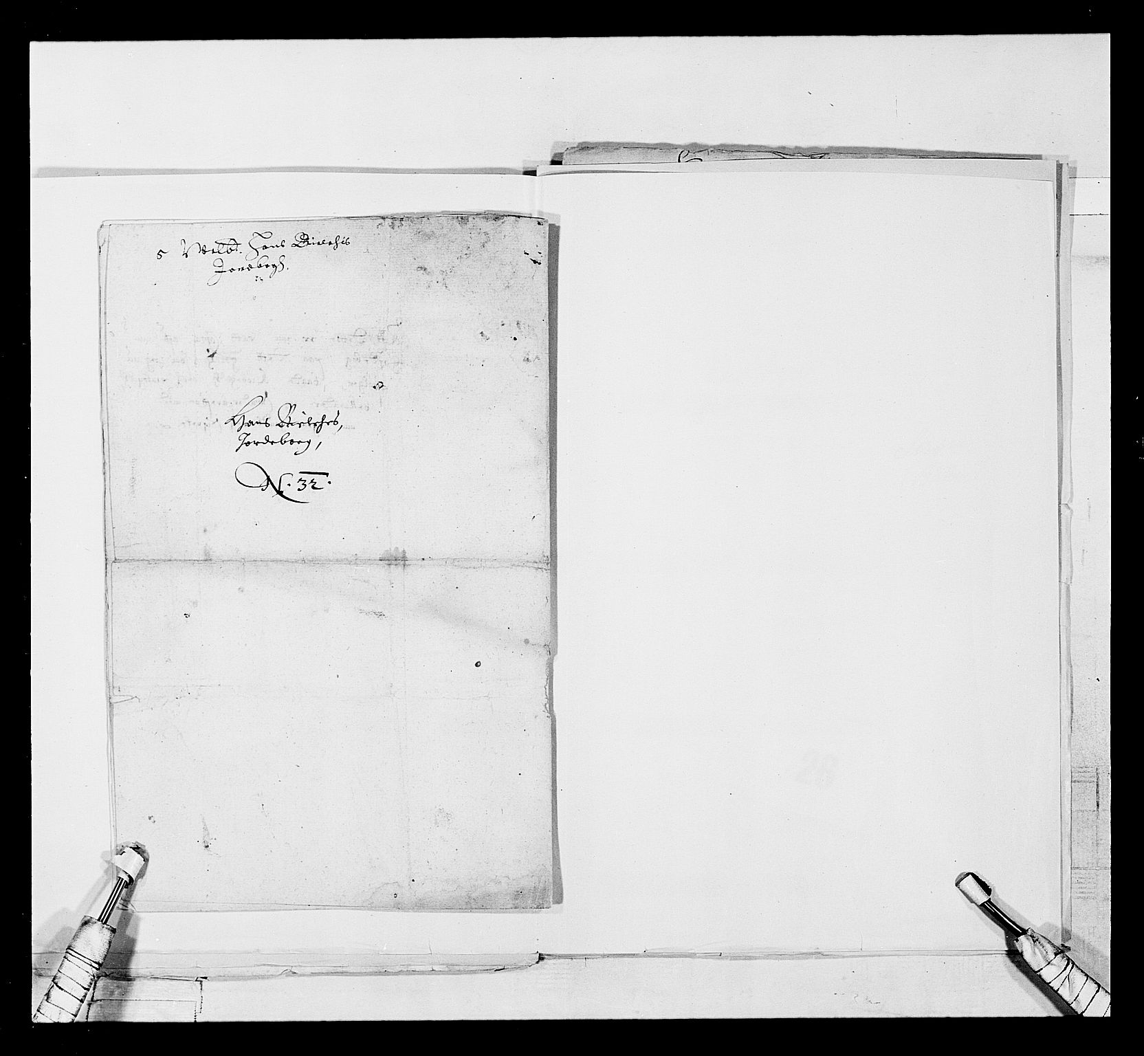 Stattholderembetet 1572-1771, AV/RA-EA-2870/Ek/L0017/0001: Jordebøker 1633-1658: / Adelsjordebøker, 1633-1639, p. 333