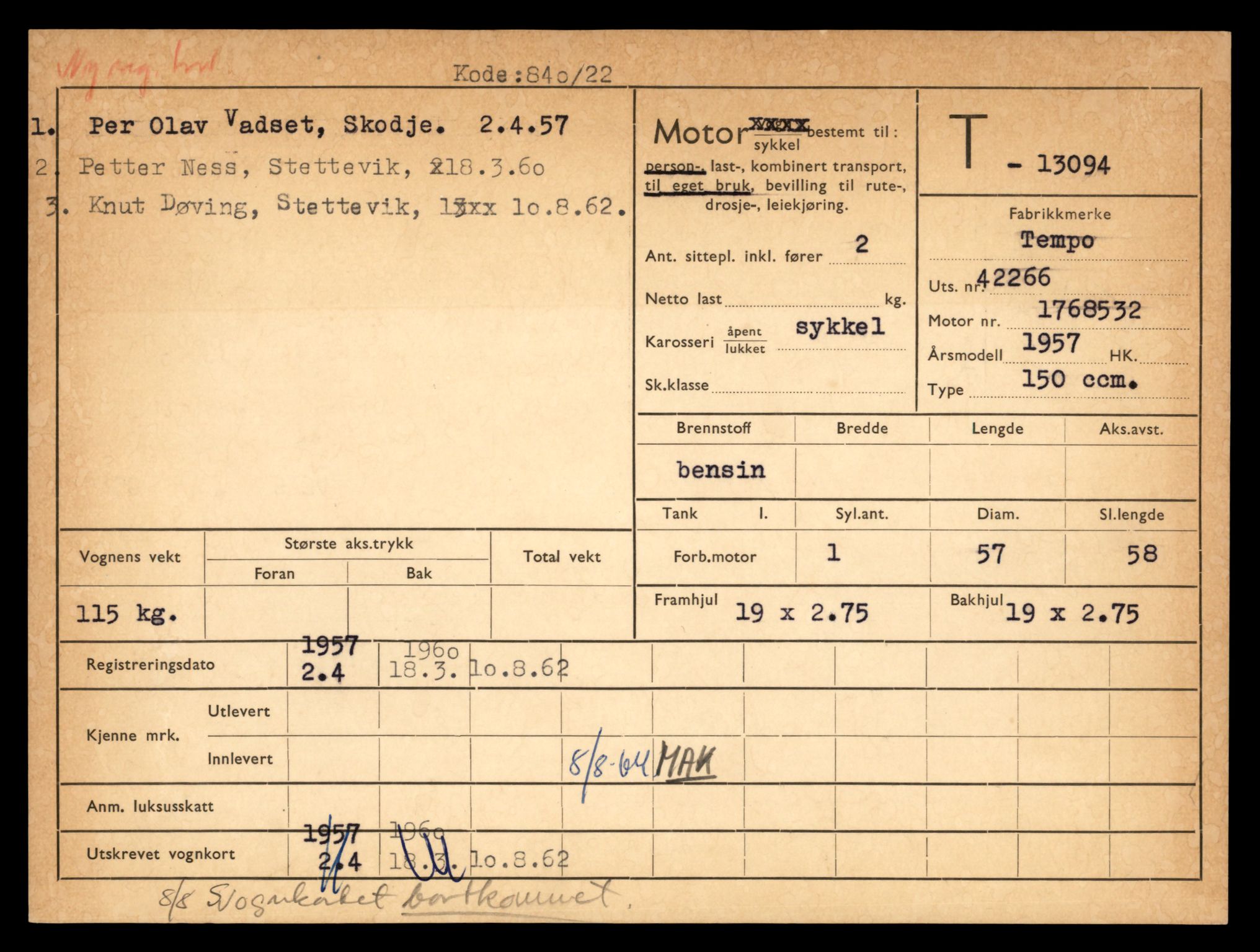 Møre og Romsdal vegkontor - Ålesund trafikkstasjon, AV/SAT-A-4099/F/Fe/L0037: Registreringskort for kjøretøy T 13031 - T 13179, 1927-1998, p. 1297