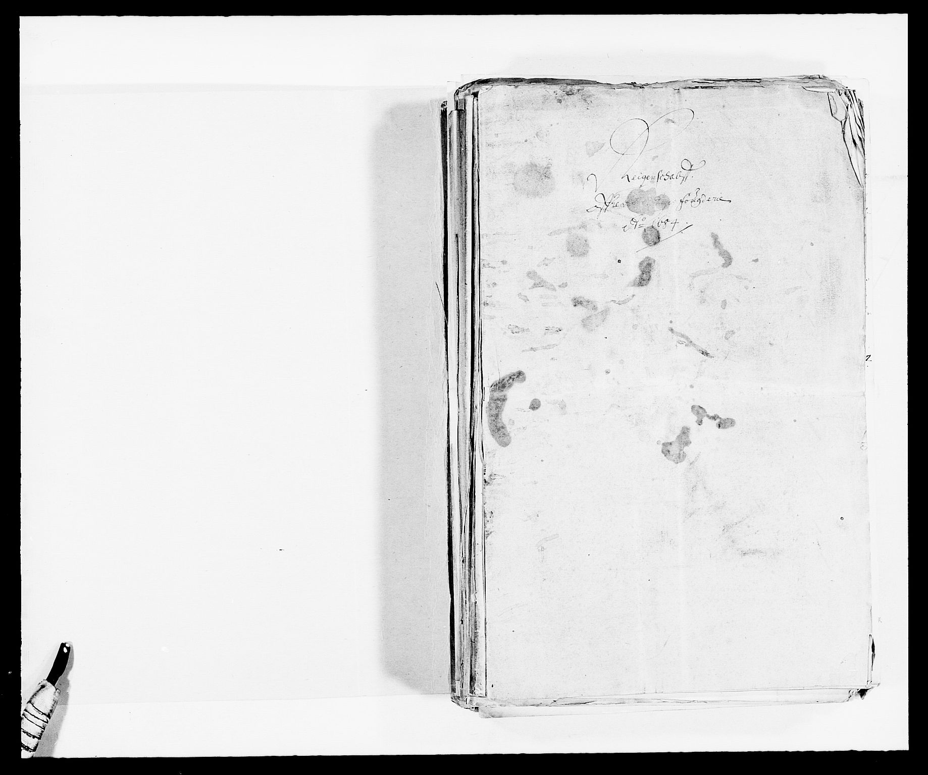 Rentekammeret inntil 1814, Reviderte regnskaper, Fogderegnskap, RA/EA-4092/R12/L0698: Fogderegnskap Øvre Romerike, 1684, p. 2